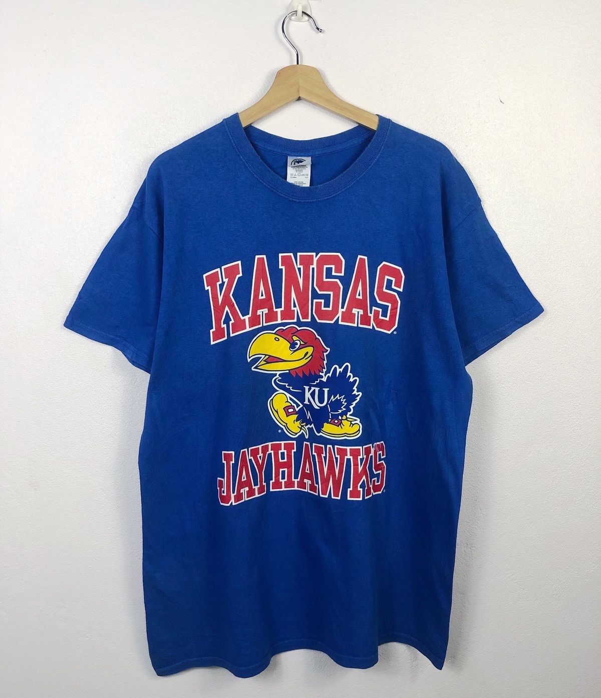 NCAA Rare Vintage KU Kansas Jayhawks Tee Size US L / EU 52-54 / 3 - 1 Thumbnail
