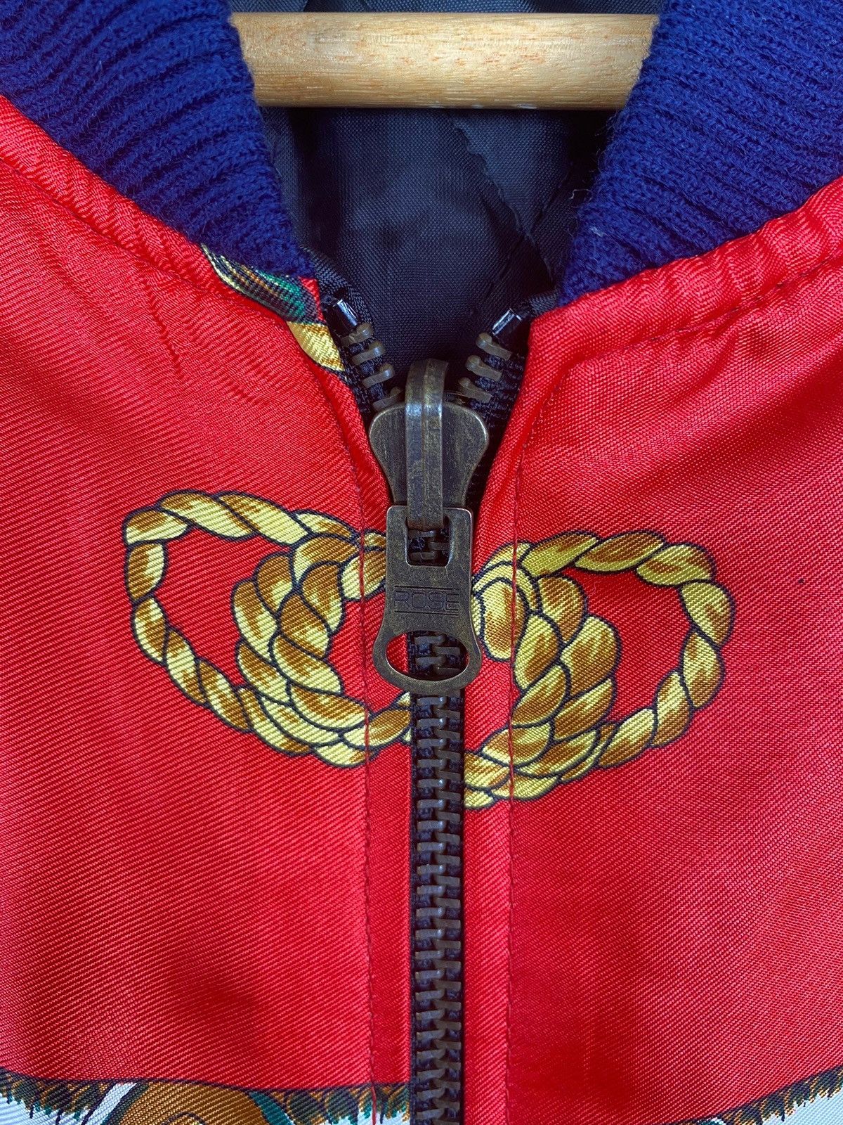 Vintage Vintage BAROQUE CHAIN Italian Design Zipper Sweater Jacket Size US L / EU 52-54 / 3 - 6 Thumbnail