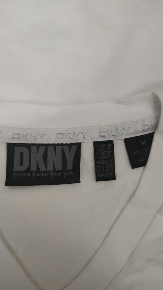 DKNY DKNY V neck Blank T Size US M / EU 48-50 / 2 - 3 Thumbnail