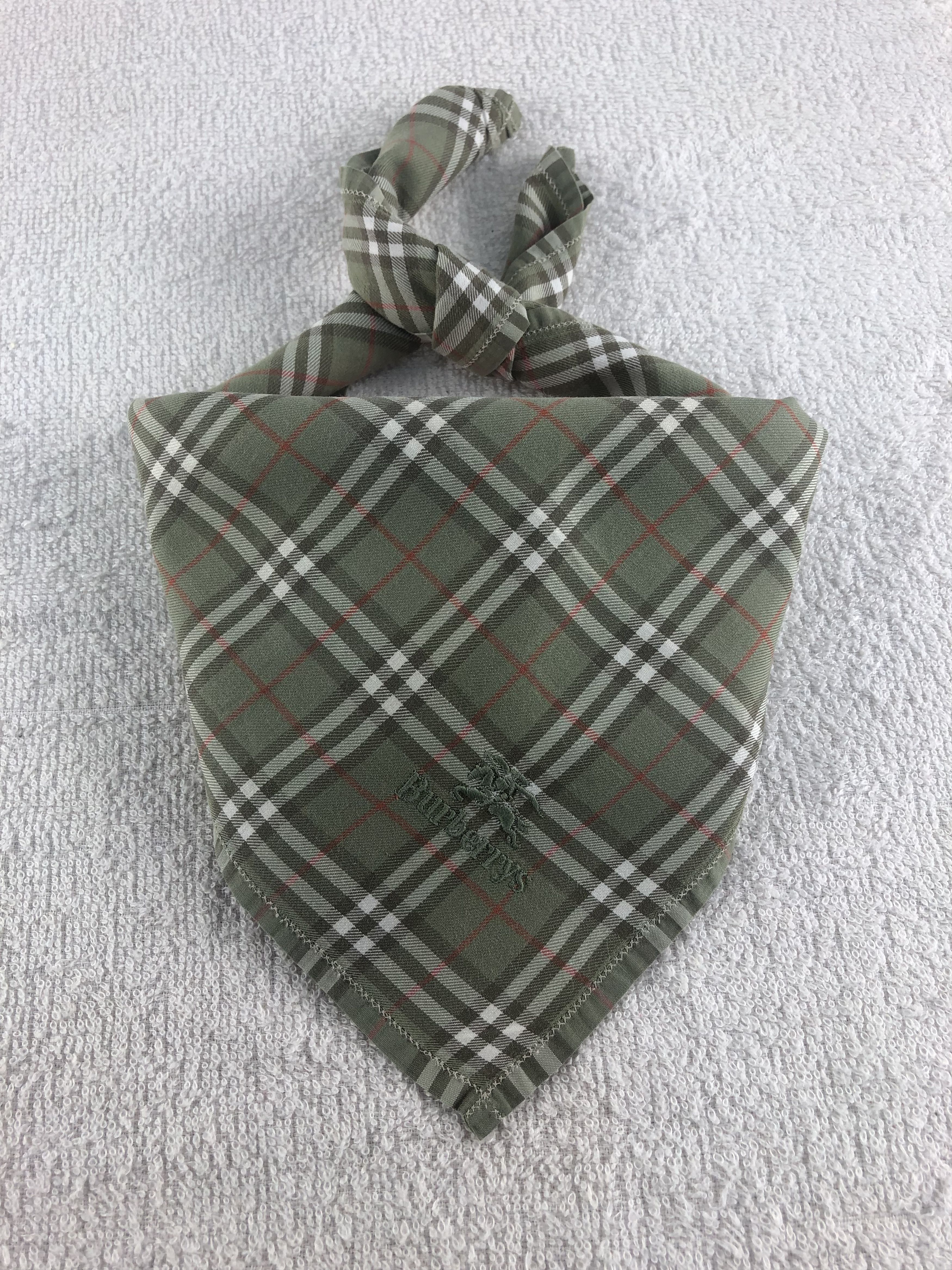 Burberry Burberry Handkerchief / Bandana / Neckerchief C056 Size ONE SIZE - 1 Thumbnail