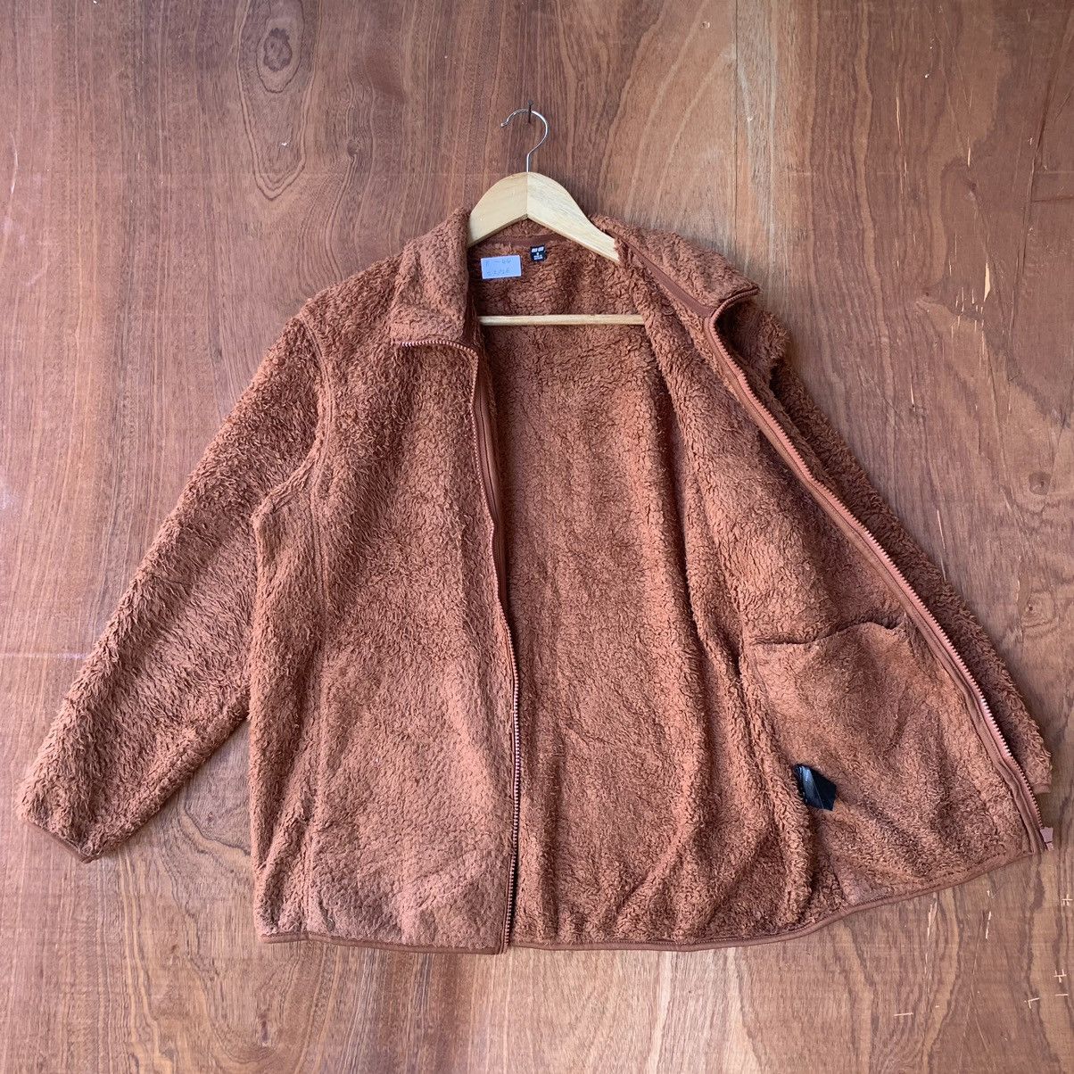 Japanese Brand × Uniqlo Uniqlo sherpa fleece travis scott colourway jacket Size US M / EU 48-50 / 2 - 5 Thumbnail