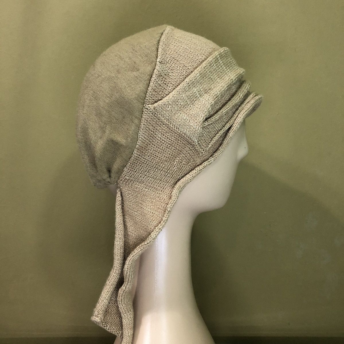 Japanese Brand The girl and the gorillo Beanie Hat Snow Cap Size ONE SIZE - 4 Thumbnail