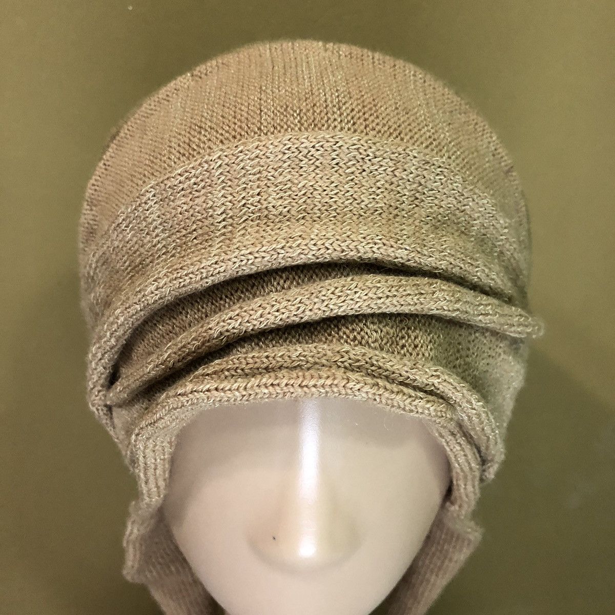 Japanese Brand The girl and the gorillo Beanie Hat Snow Cap Size ONE SIZE - 5 Thumbnail