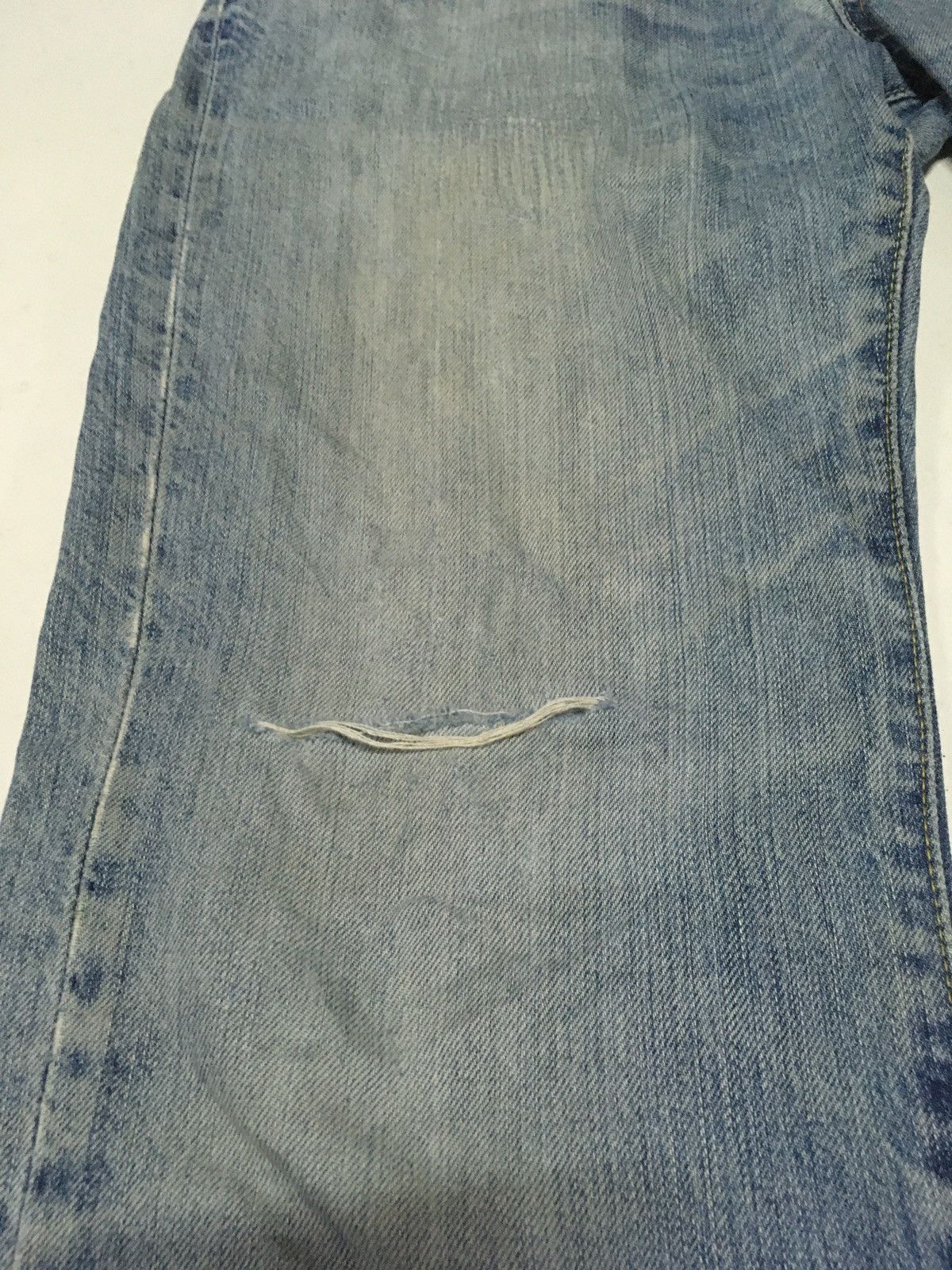 Uniqlo × Vintage Vintage uniqlo distressed jeans Size US 33 - 9 Thumbnail