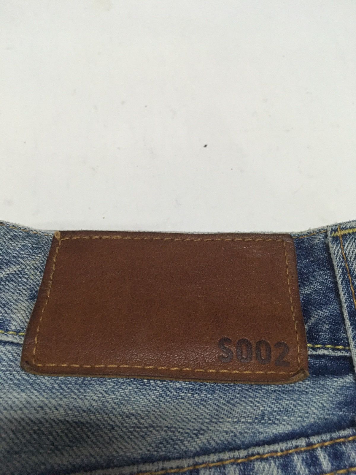 Uniqlo × Vintage Vintage uniqlo distressed jeans Size US 33 - 16 Thumbnail
