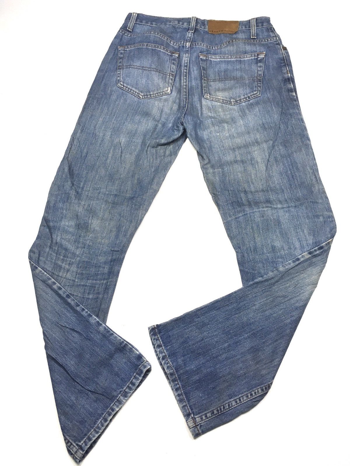 Tommy Hilfiger × Vintage Vintage Tommy Hilfiger classic fit distressed denim Size US 31 - 10 Thumbnail