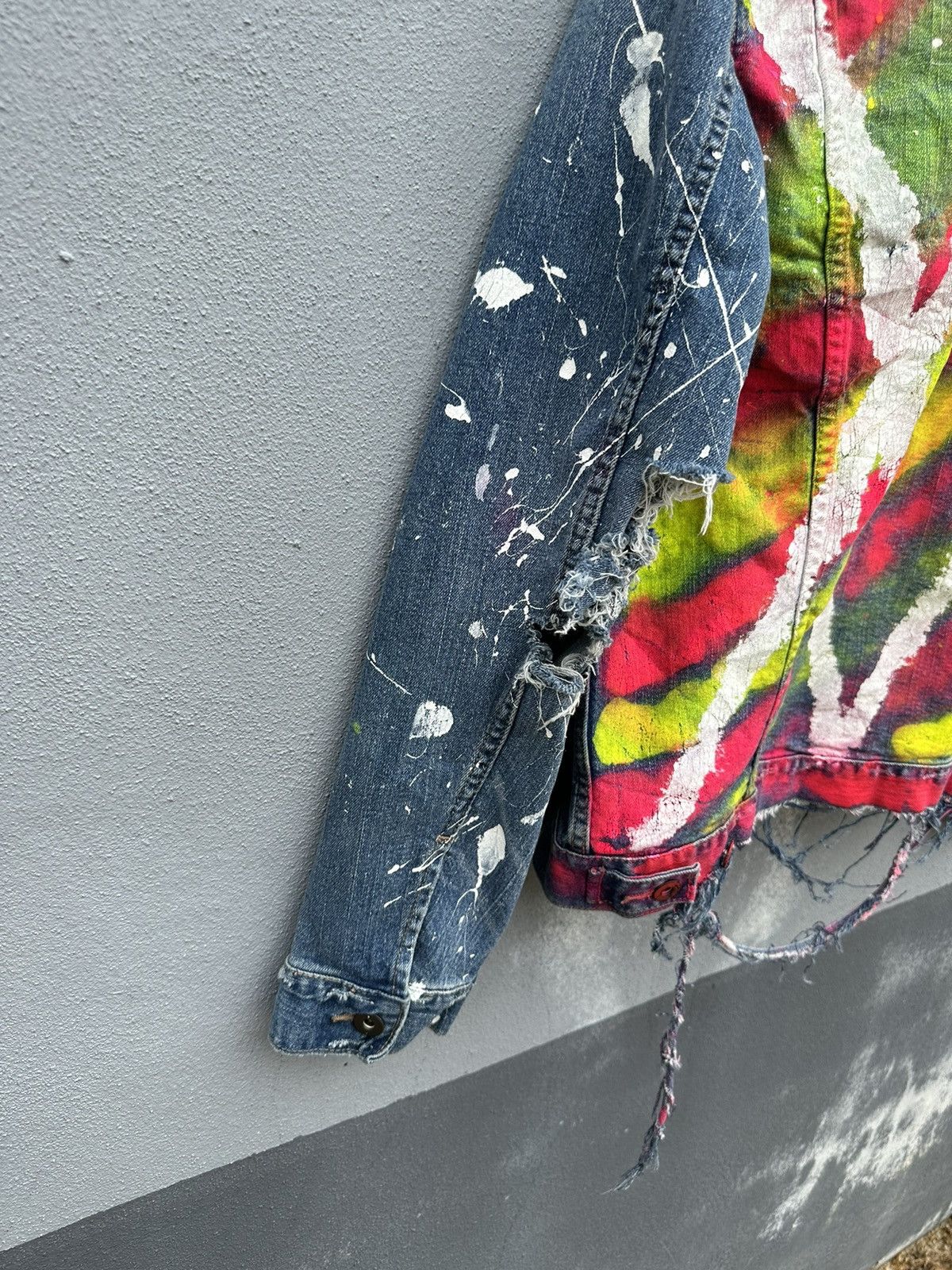 Uniqlo Uniqlo distressed style custom paint denim jacket Size US L / EU 52-54 / 3 - 3 Thumbnail