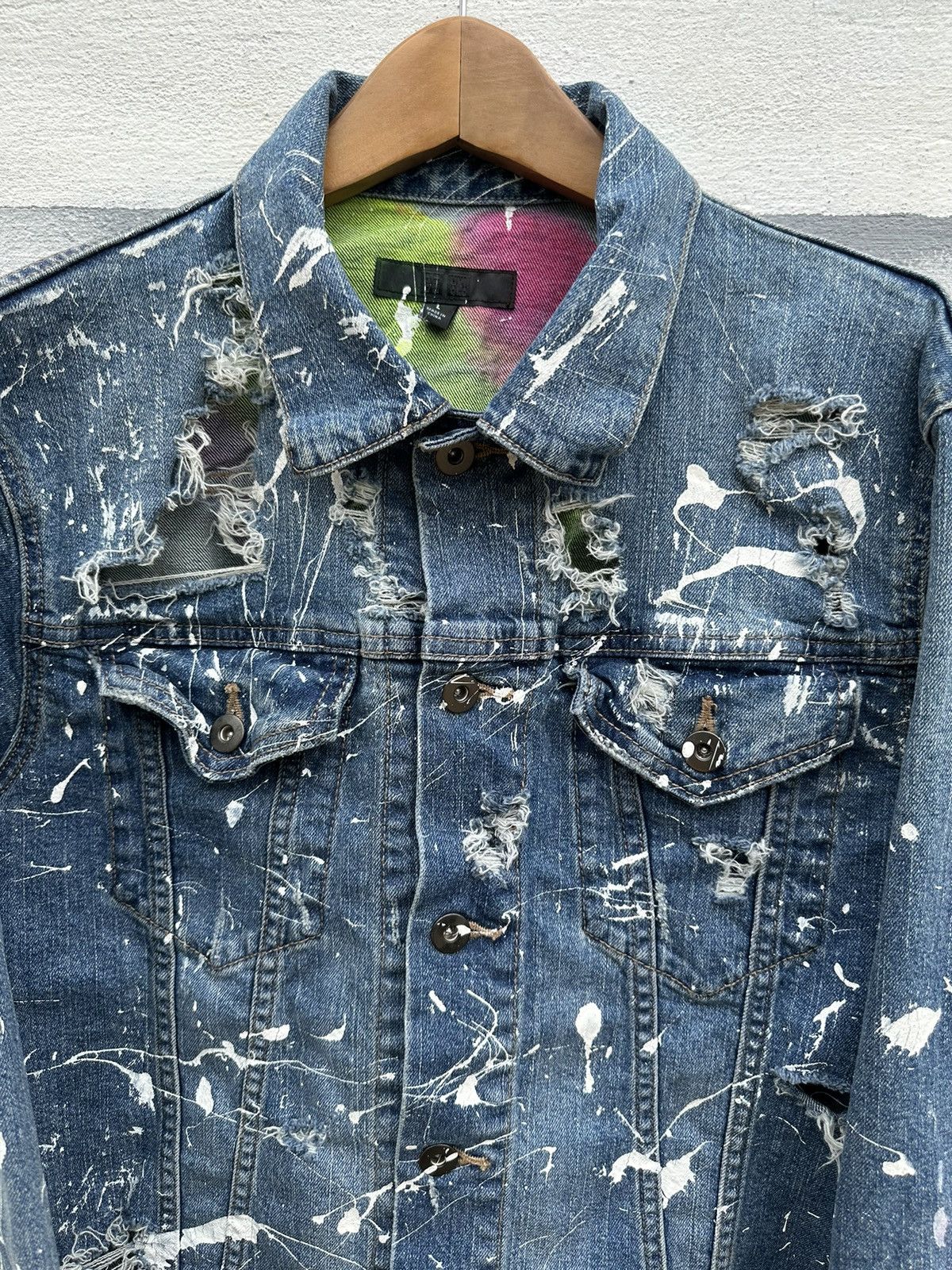 Uniqlo Uniqlo distressed style custom paint denim jacket Size US L / EU 52-54 / 3 - 7 Thumbnail