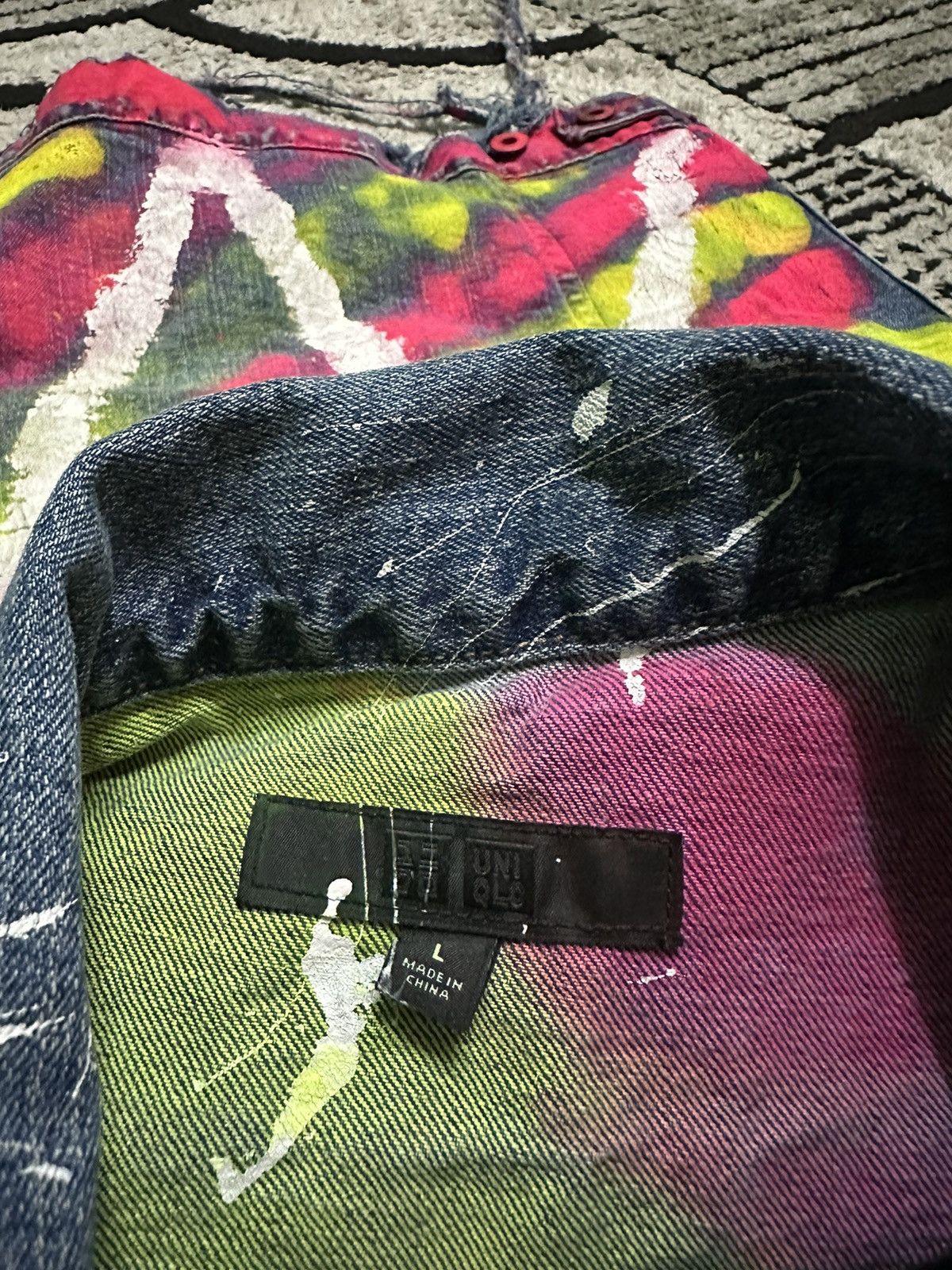 Uniqlo Uniqlo distressed style custom paint denim jacket Size US L / EU 52-54 / 3 - 8 Thumbnail
