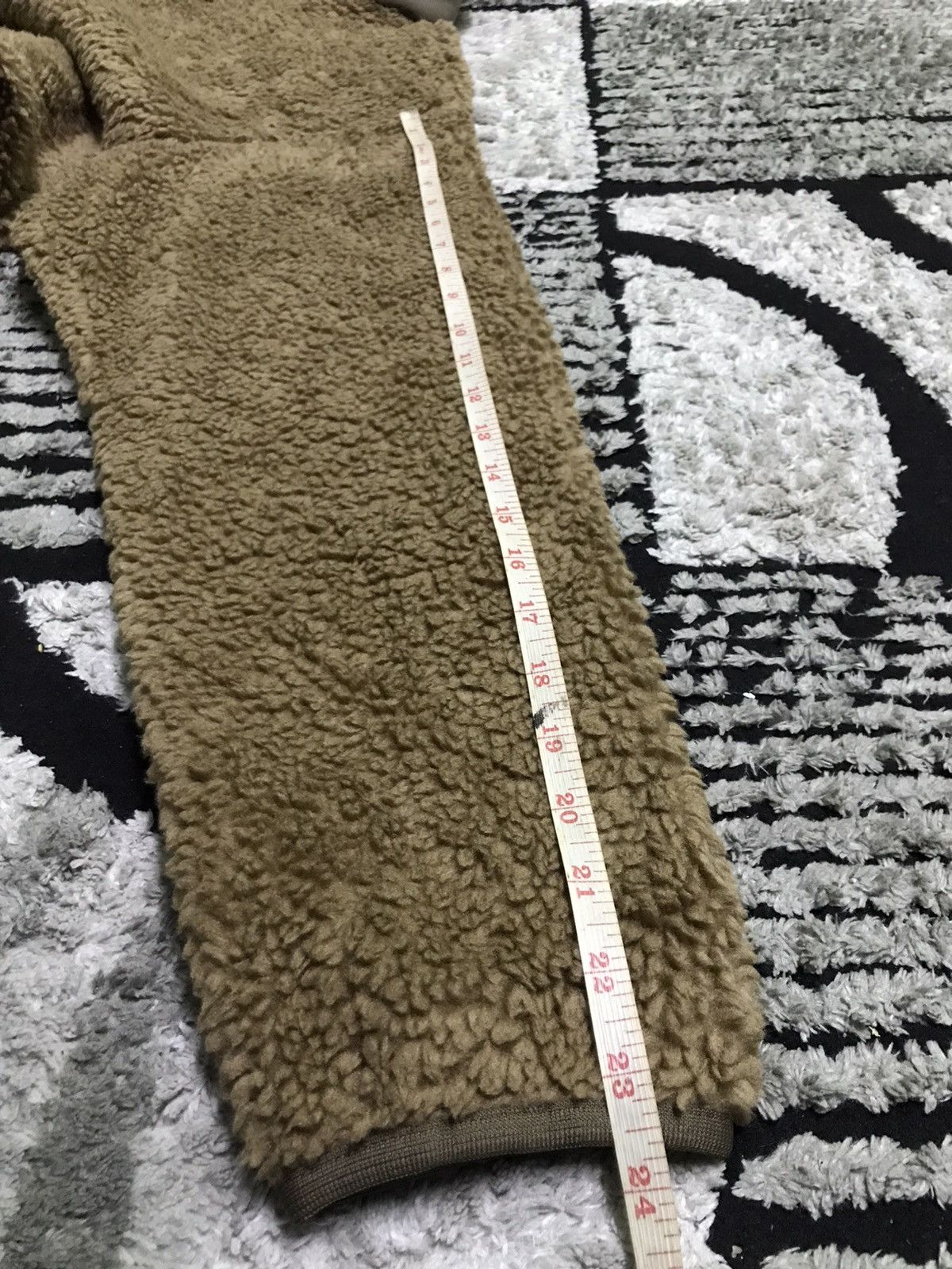 Uniqlo × White Mountaineering White mountaineering deep pile jacket Size US XL / EU 56 / 4 - 9 Thumbnail