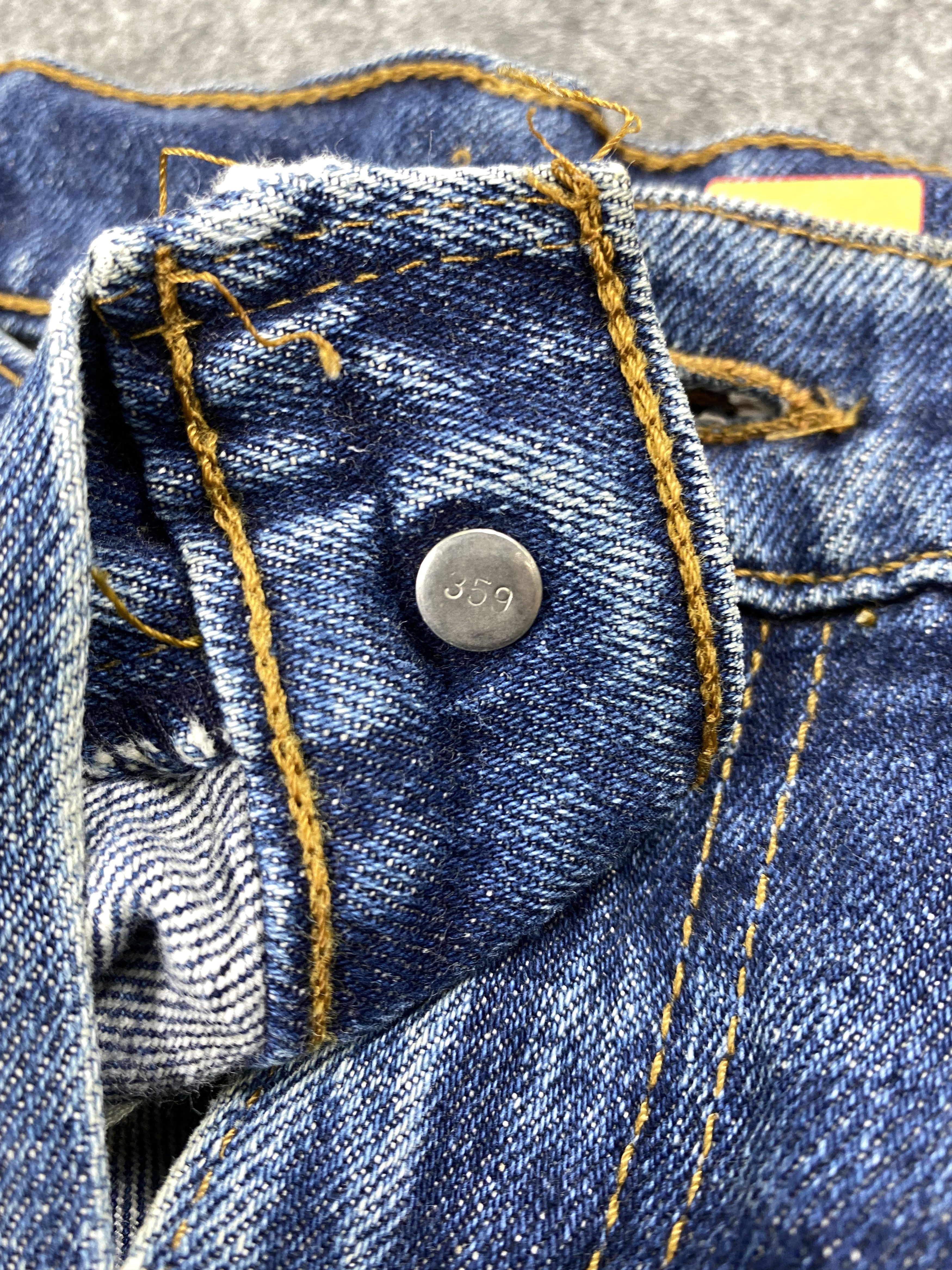 Levi's Blue Distressed Vintage Levi's 509 31x29 Denim -JN1291 Size US 31 - 7 Thumbnail
