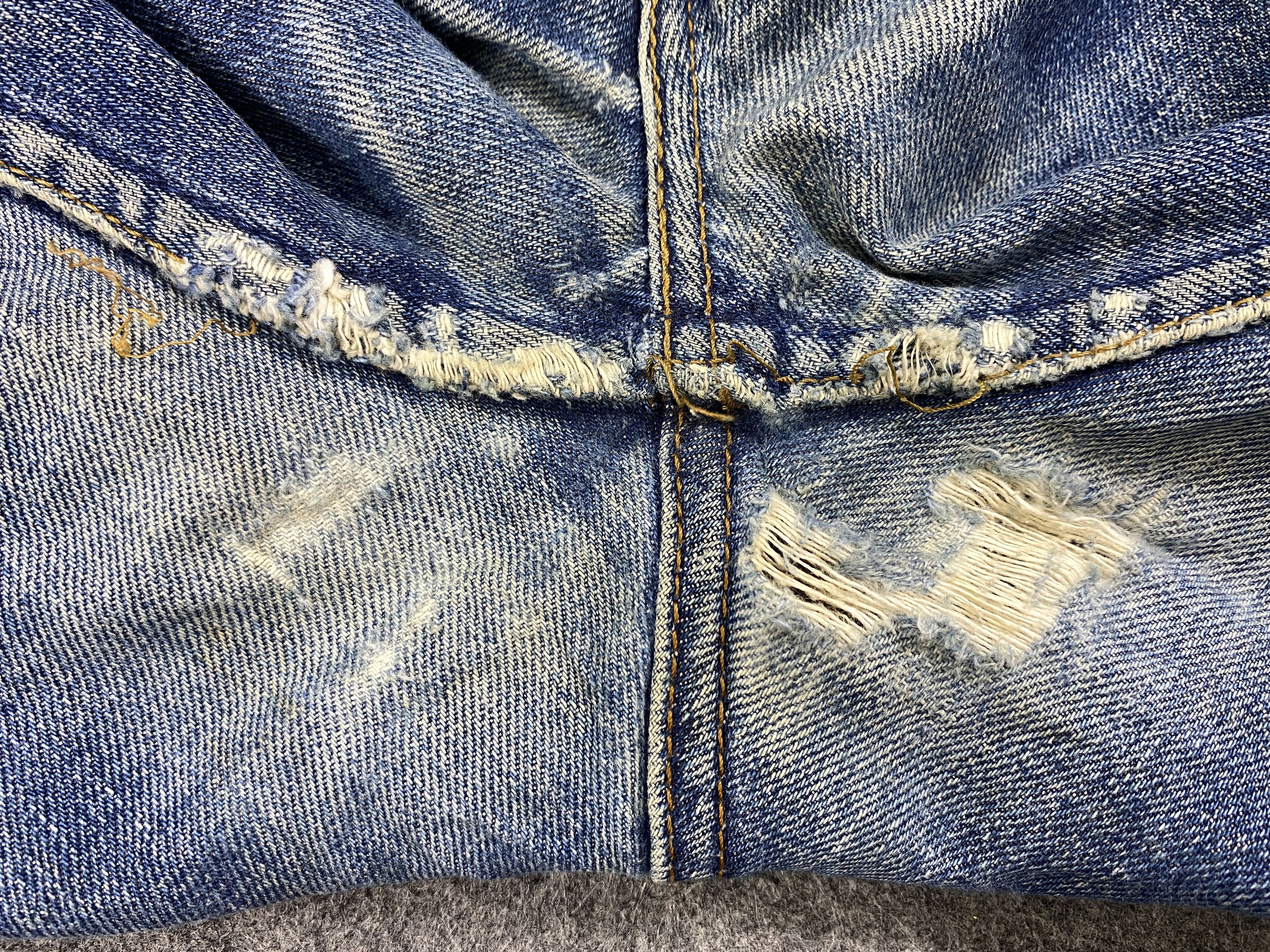 Levi's Blue Distressed Vintage Levi's 509 31x29 Denim -JN1291 Size US 31 - 10 Thumbnail
