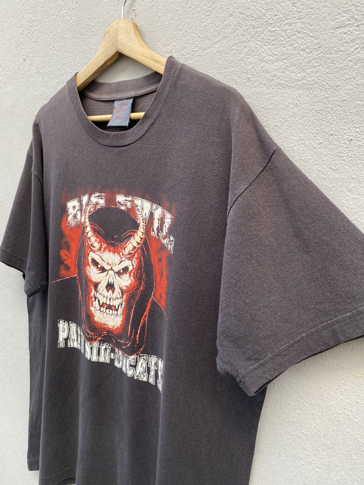 Vintage Vintage WWE/WWF The Undertaker Big Evil Pain Sin-Dicate Size US L / EU 52-54 / 3 - 4 Thumbnail