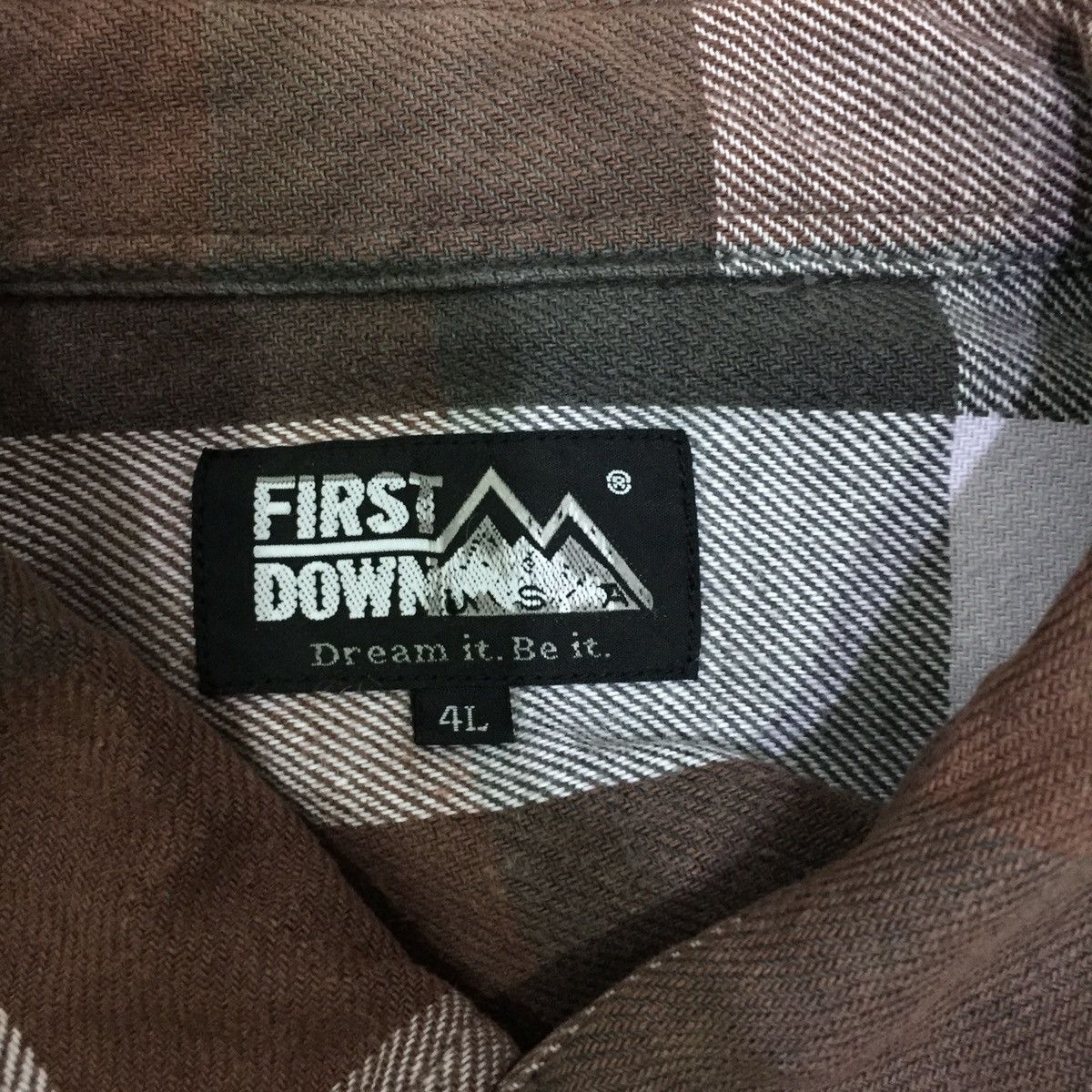 Flannel First Down Flannel Button Up size 4L / XL Size US XL / EU 56 / 4 - 6 Thumbnail