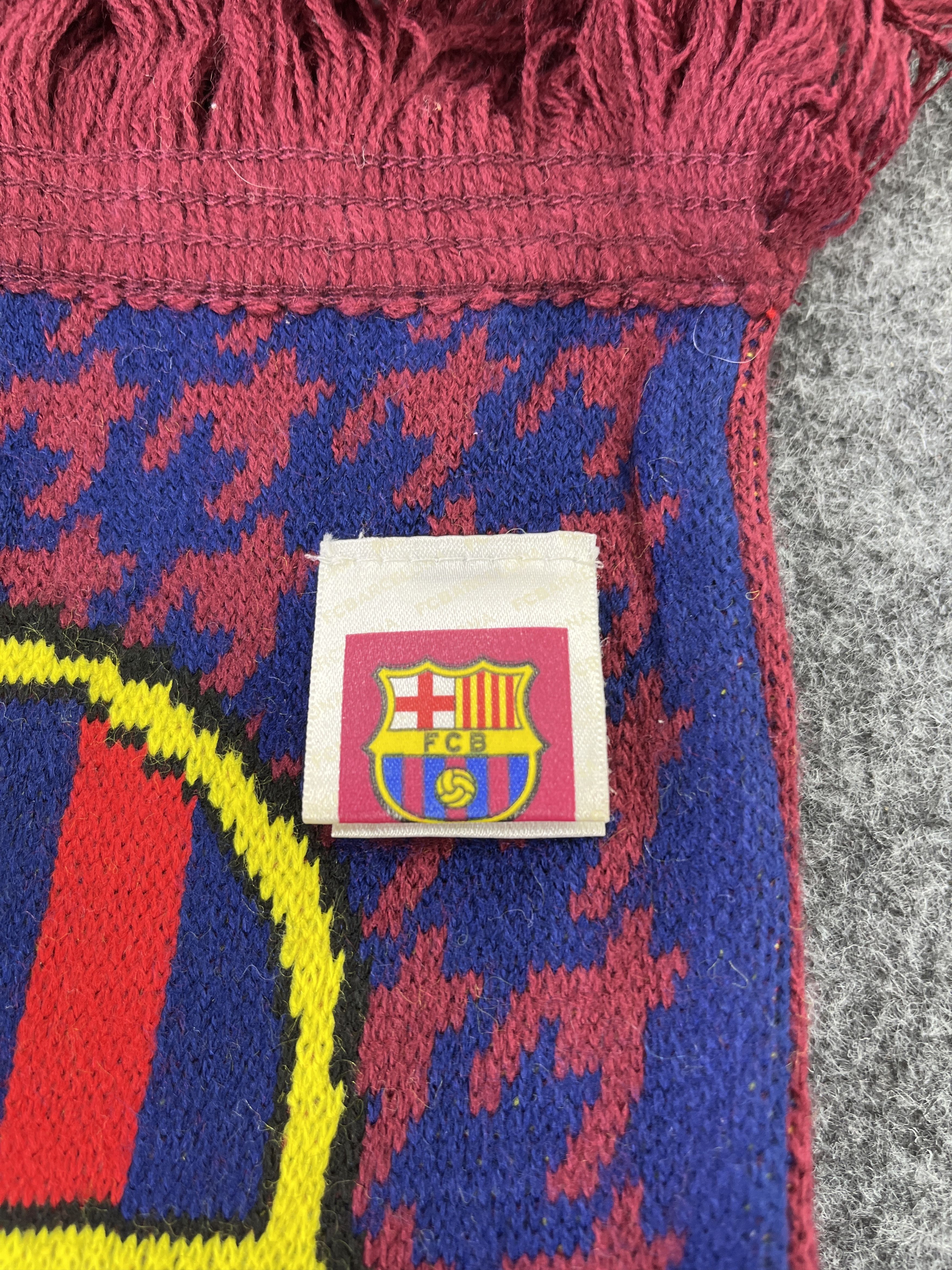 Vintage VINTAGE F.C BARCELONA SCARVES / MUFFLER / NECKWEAR T152 Size ONE SIZE - 8 Thumbnail