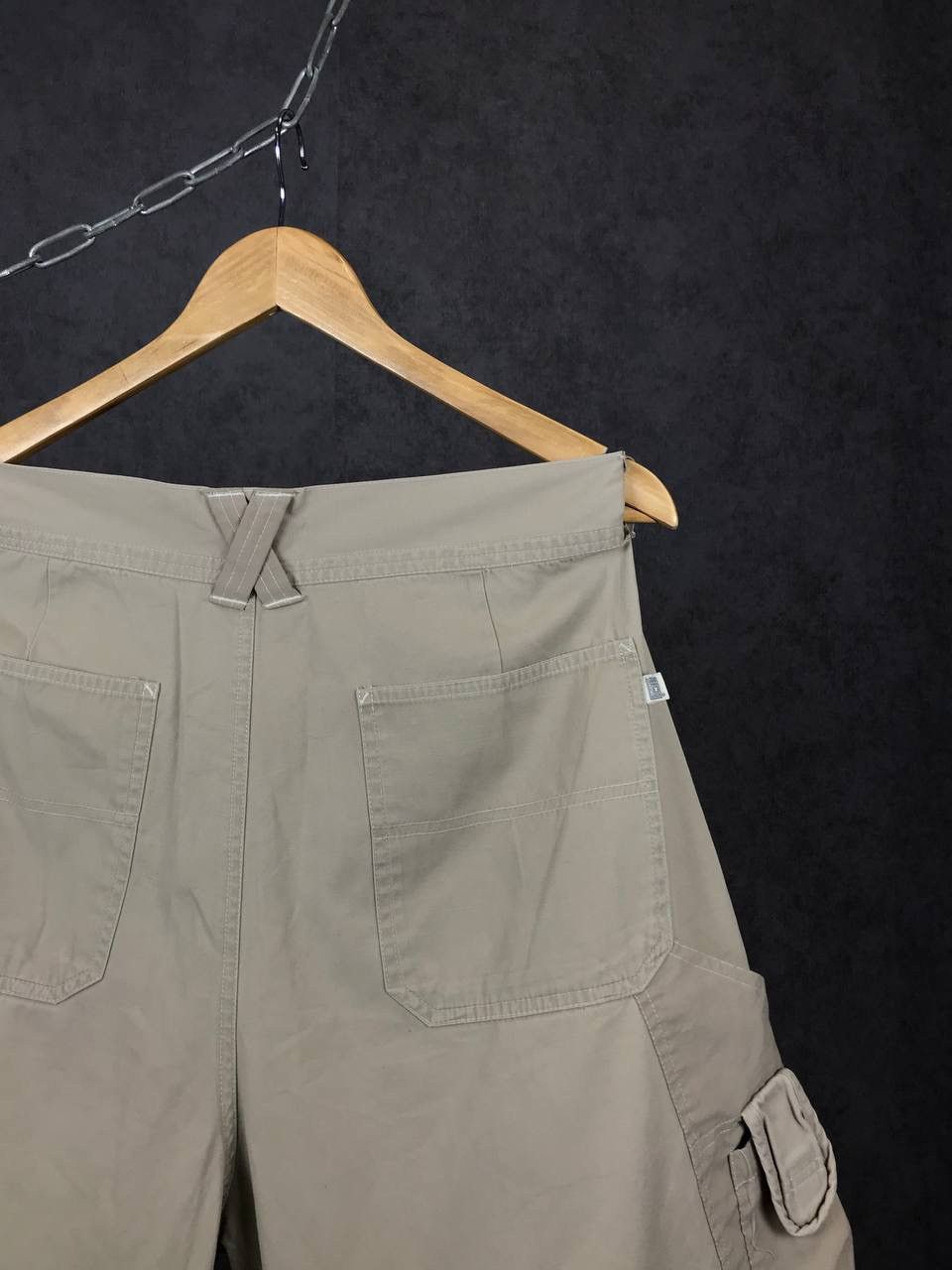 Vintage Nike ACG swoosh vintage multi pocket cargo shorts Size US 36 / EU 52 - 8 Thumbnail