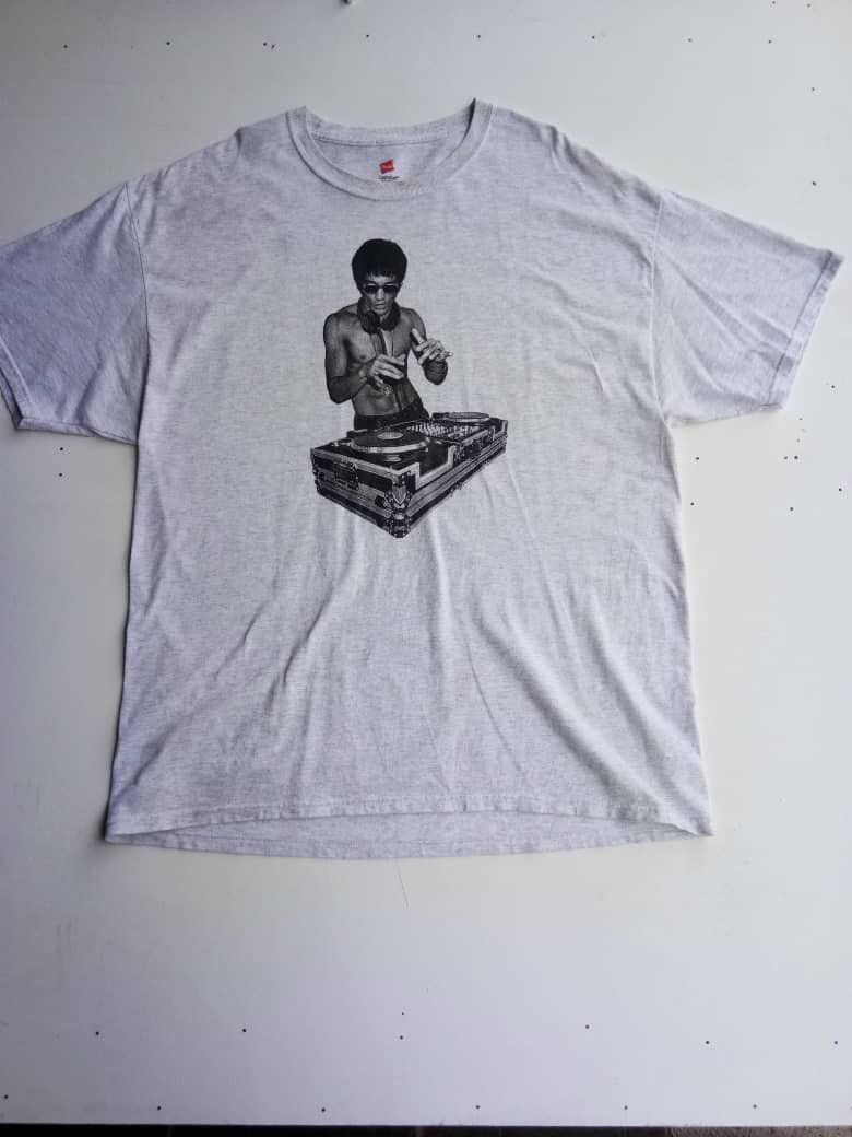 Hanes Vintage Hanes Jet Li Artist Music T-Shirt Big Logo Size US XL / EU 56 / 4 - 5 Thumbnail