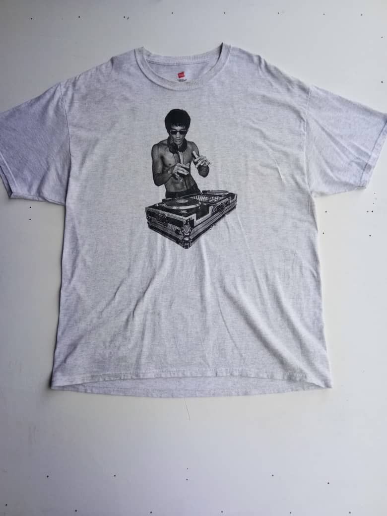 Hanes Vintage Hanes Jet Li Artist Music T-Shirt Big Logo Size US XL / EU 56 / 4 - 1 Thumbnail