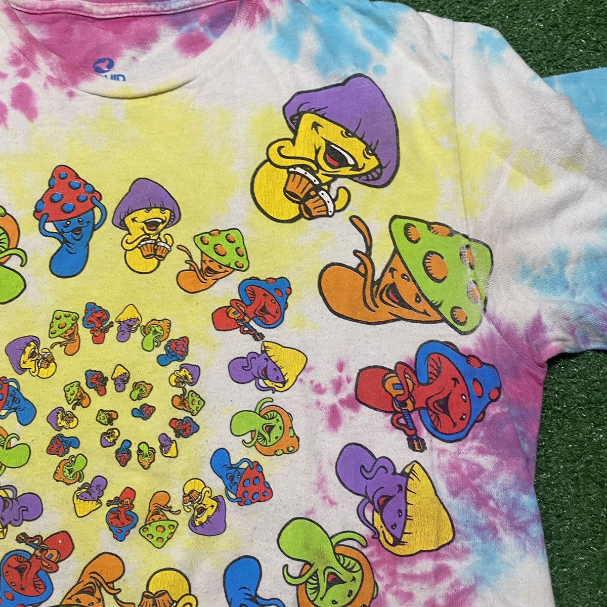Liquid Blue Liquid Blue Mushroom Tee Size US M / EU 48-50 / 2 - 2 Thumbnail