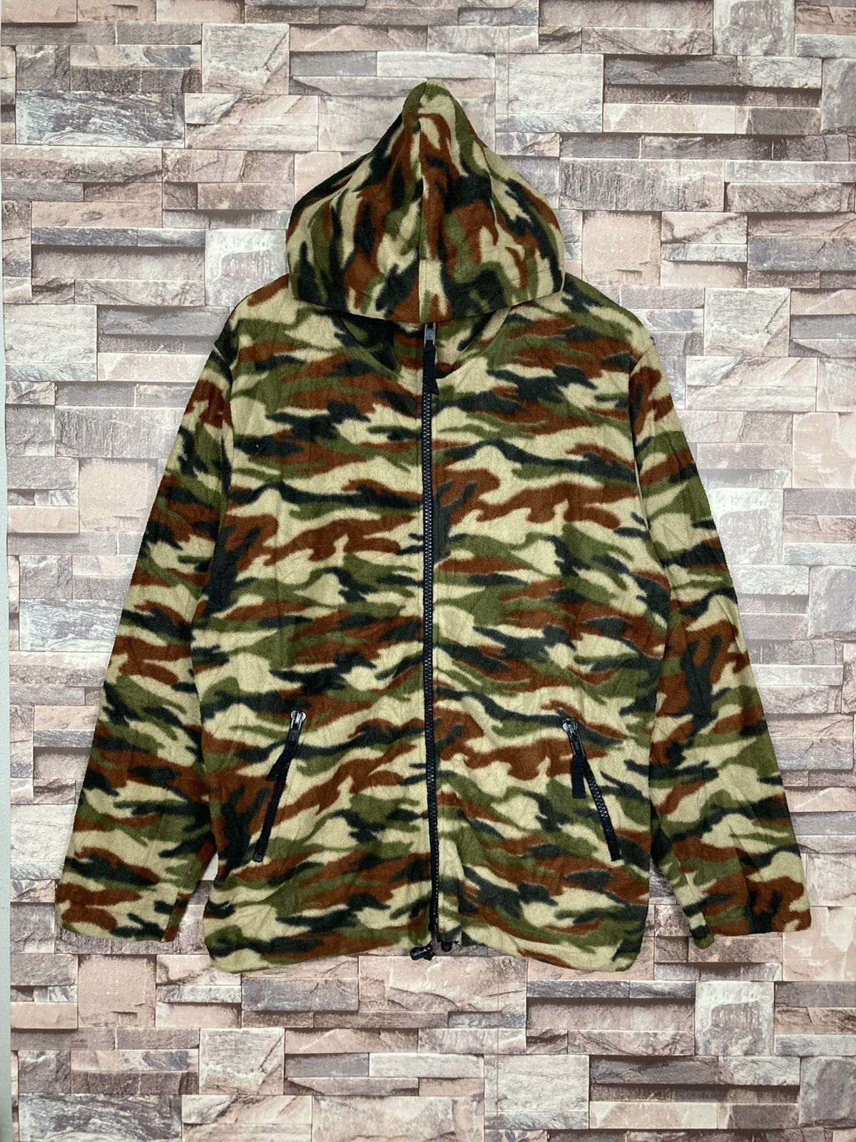 Japanese Brand Crystal Wave Camo Sweater #19-5 Size US M / EU 48-50 / 2 - 1 Thumbnail