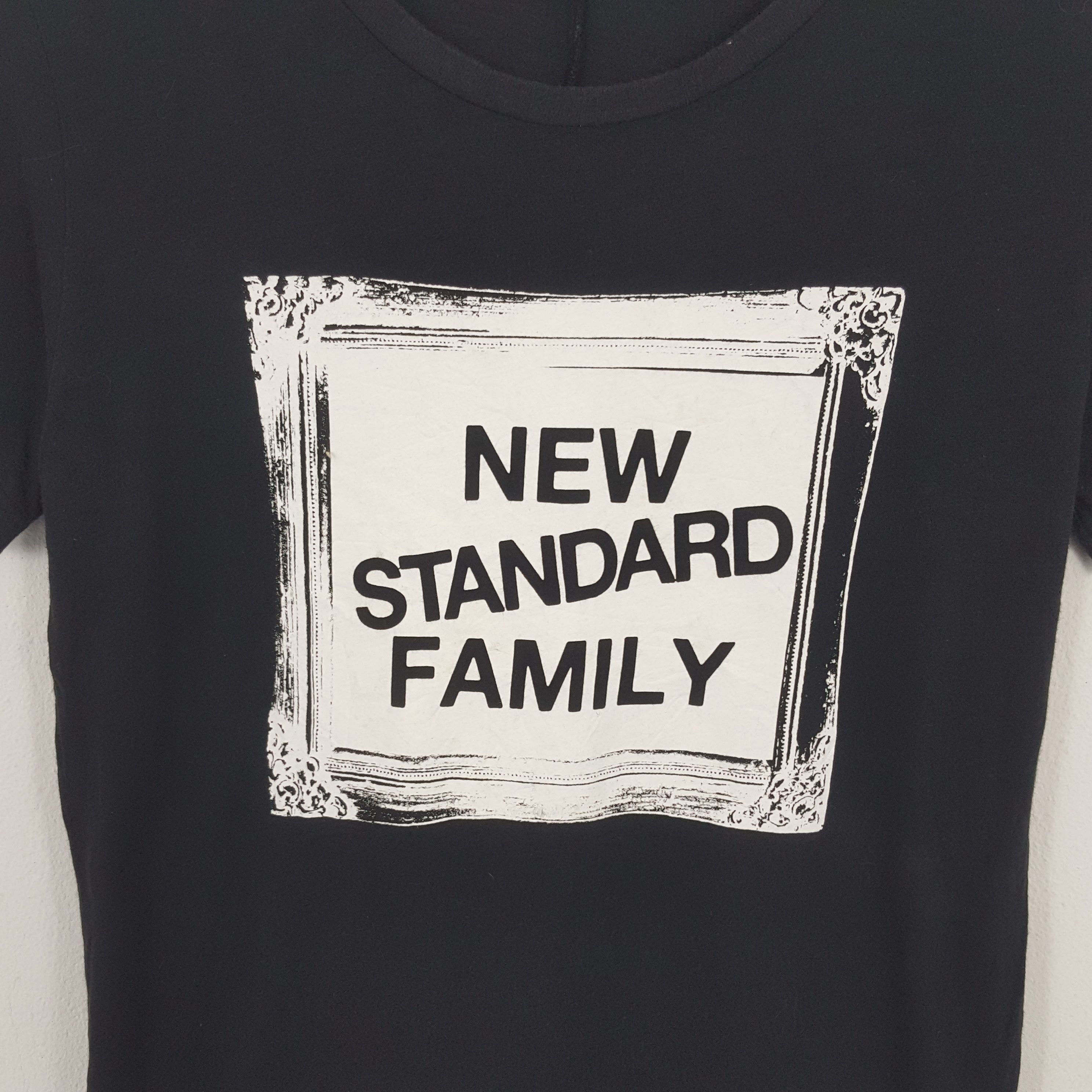 Undercover × Uniqlo UNDERCOVER X Uniqlo Japanese Brand Tshirt Size US M / EU 48-50 / 2 - 2 Thumbnail