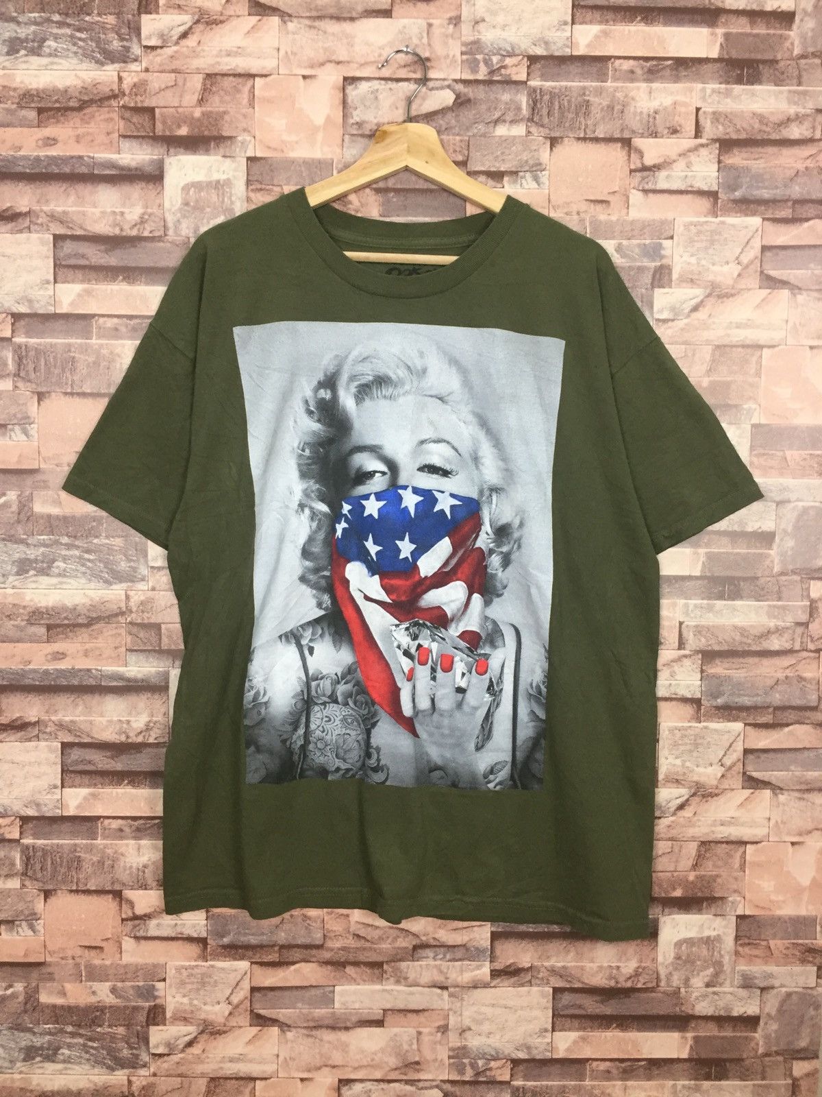 Vintage Marilyn Monroe America Flag #T4-49 Size US XL / EU 56 / 4 - 1 Thumbnail