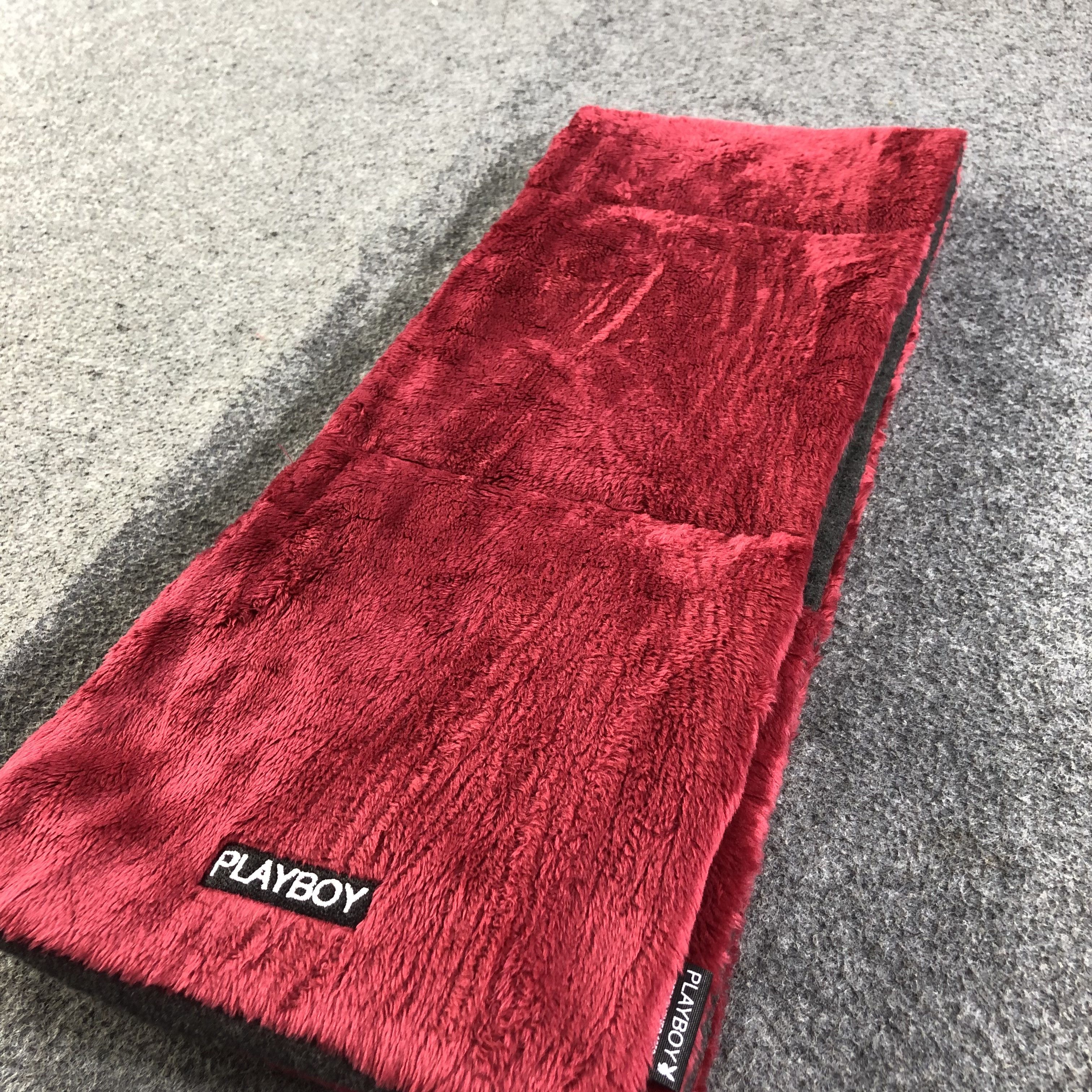Playboy Playboy Wool Scarf Muffler Neck Warmer Snood V1084 Size ONE SIZE - 2 Thumbnail