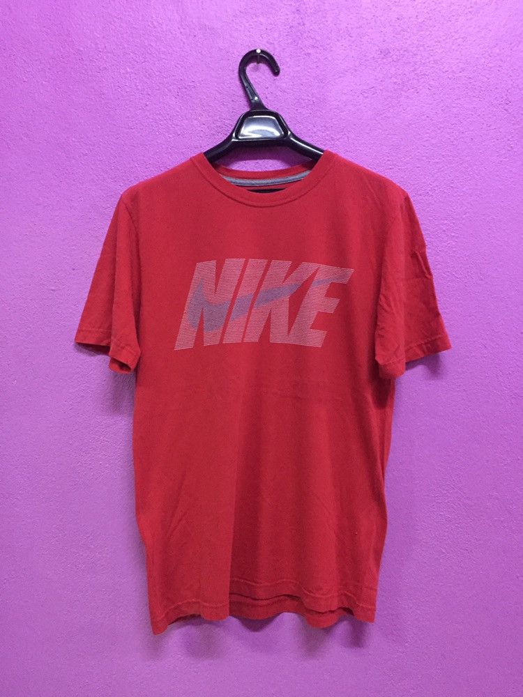 Nike Nike Tee Size S Size US S / EU 44-46 / 1 - 1 Thumbnail