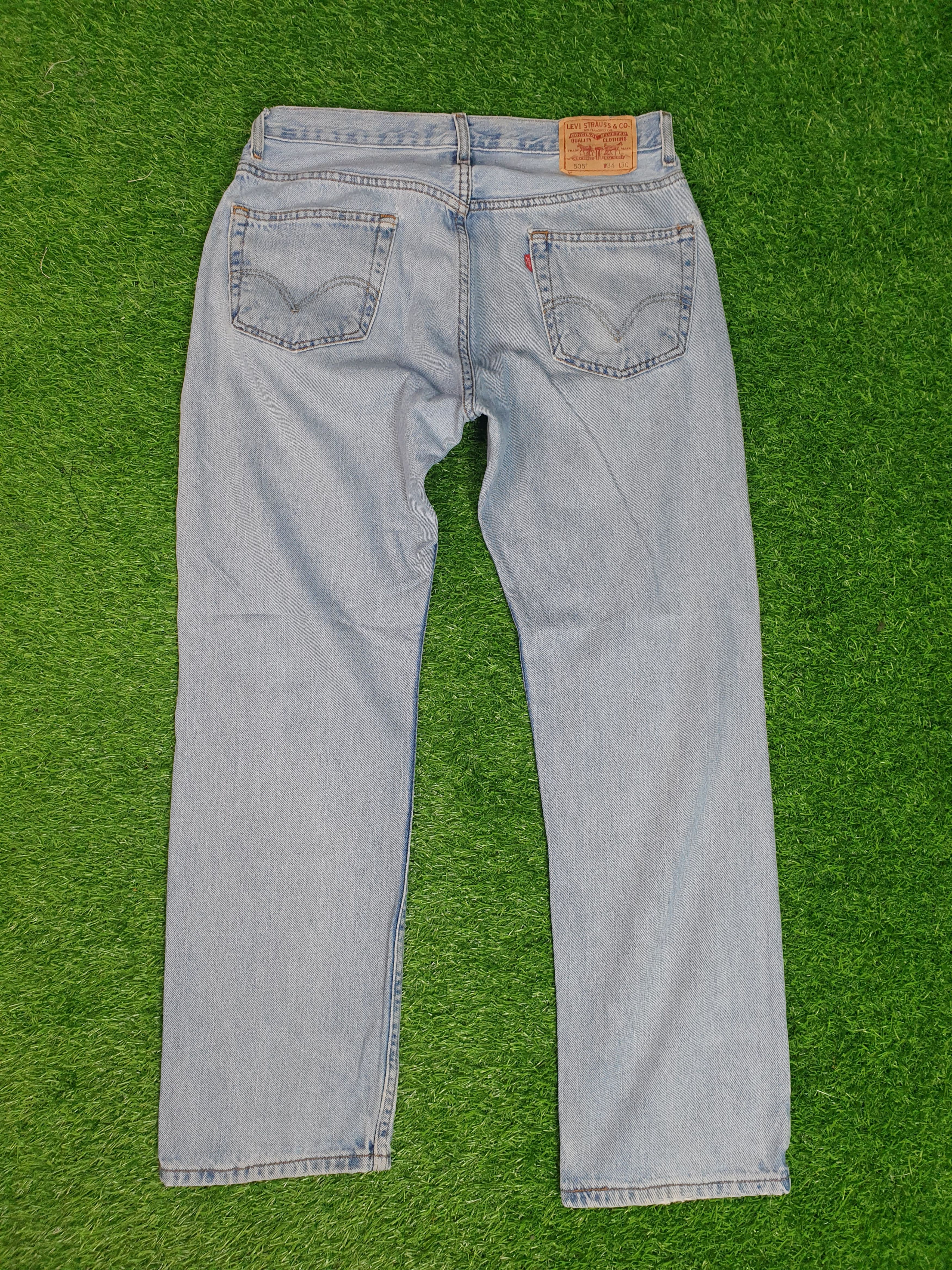 Levi's LEVIS 505 Light Wash Faded Rusty Stain 34X30 Jeans L0158 Size US 34 / EU 50 - 2 Thumbnail