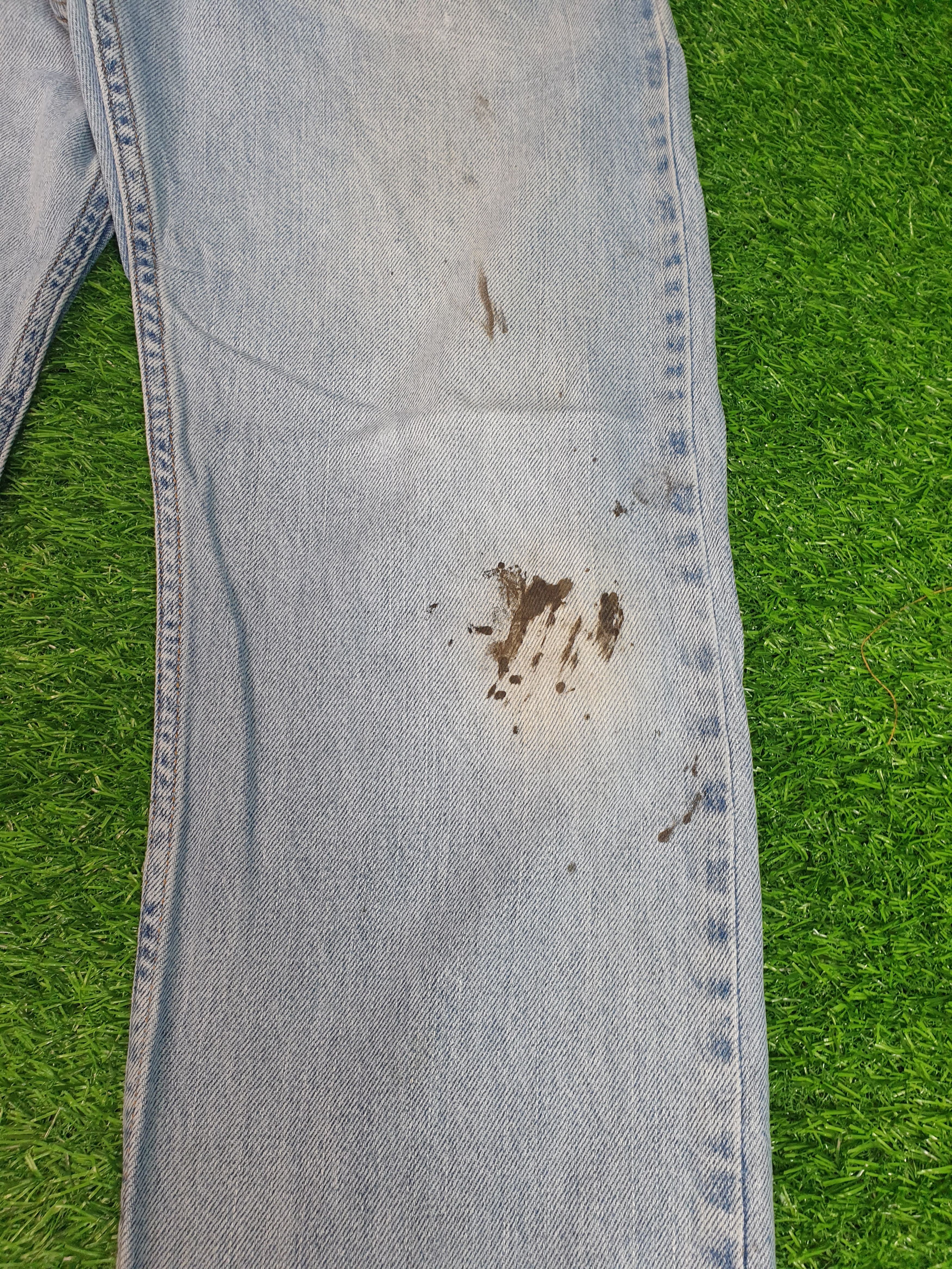 Levi's LEVIS 505 Light Wash Faded Rusty Stain 34X30 Jeans L0158 Size US 34 / EU 50 - 3 Thumbnail