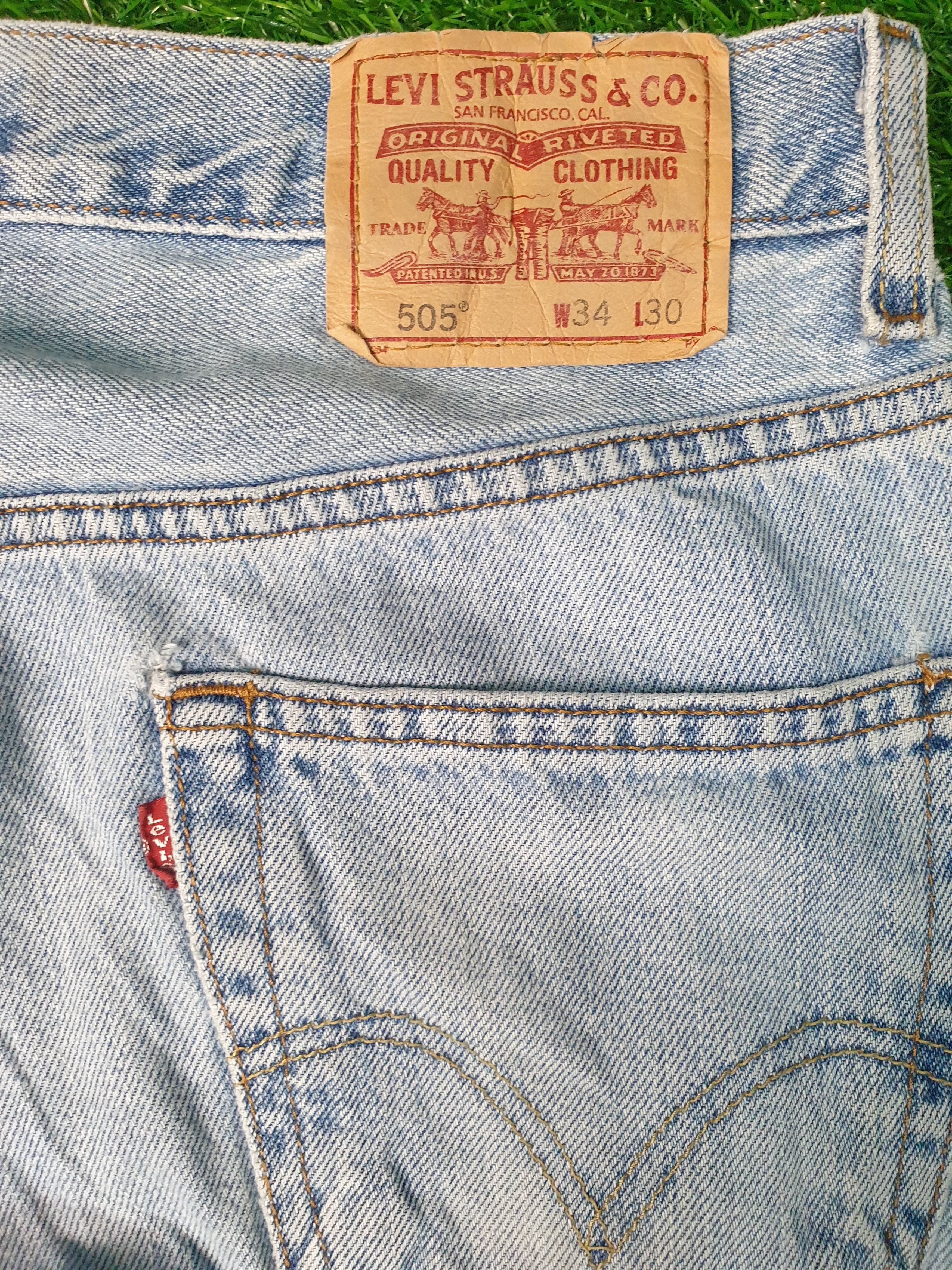 Levi's LEVIS 505 Light Wash Faded Rusty Stain 34X30 Jeans L0158 Size US 34 / EU 50 - 9 Thumbnail