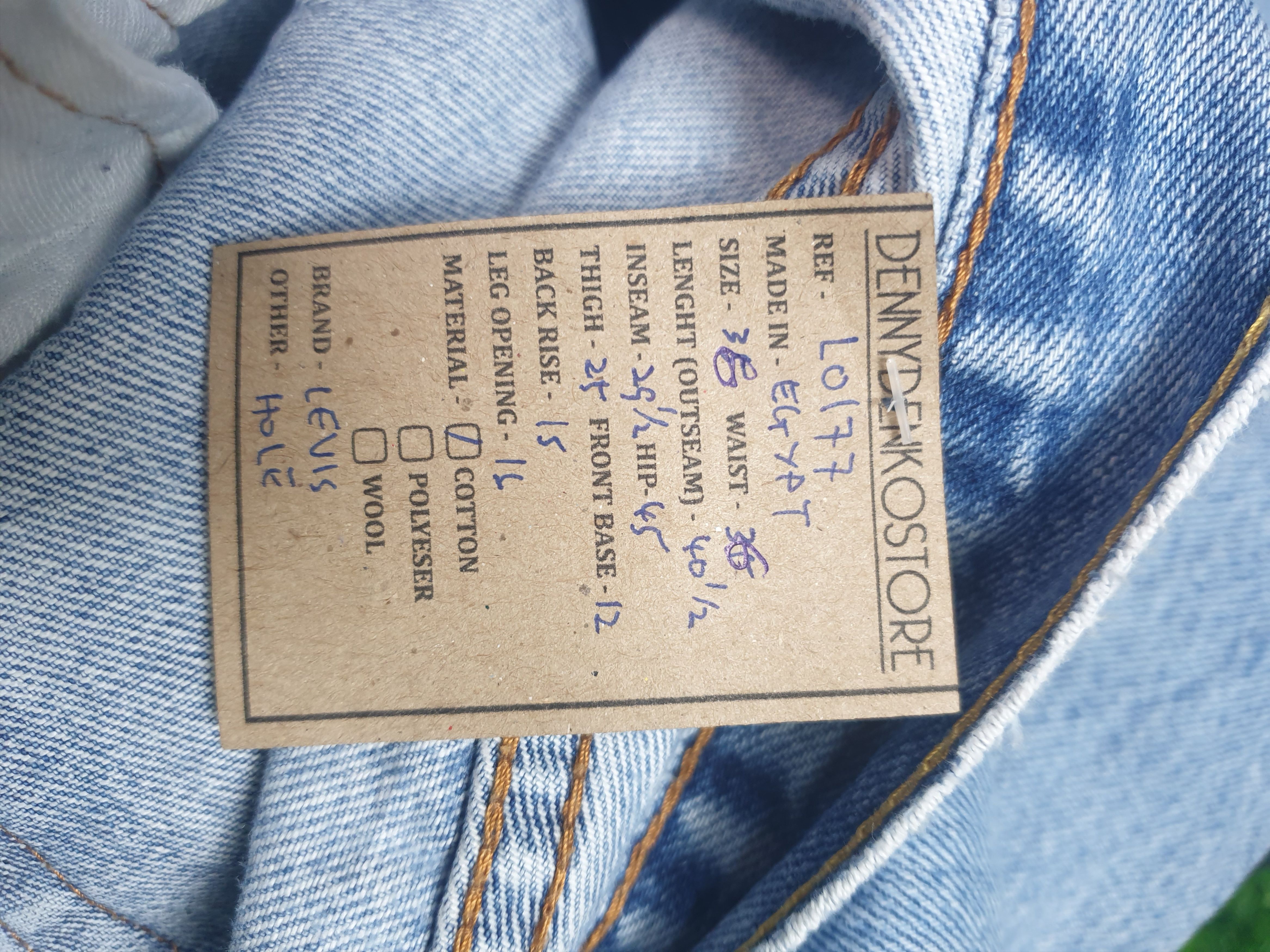 Levi's Vintage Clothing LEVIS 505 Light Wash Distressed Size 36X29.5 Jeans L0177 Size US 36 / EU 52 - 16 Thumbnail