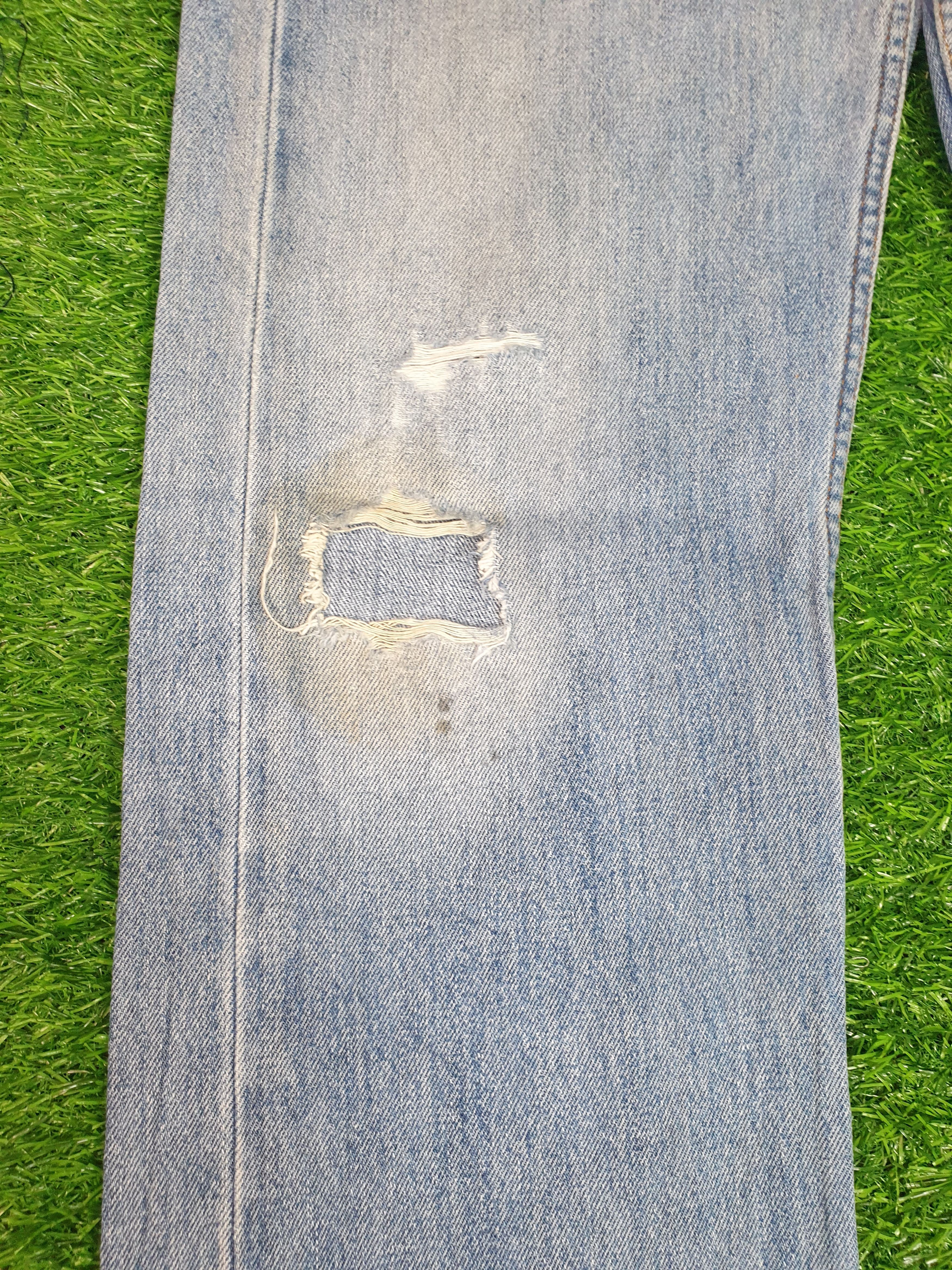 Levi's Vintage LEVIS 505 Faded Distressed Size 34X32.5 Jeans L0091 Size US 34 / EU 50 - 4 Thumbnail