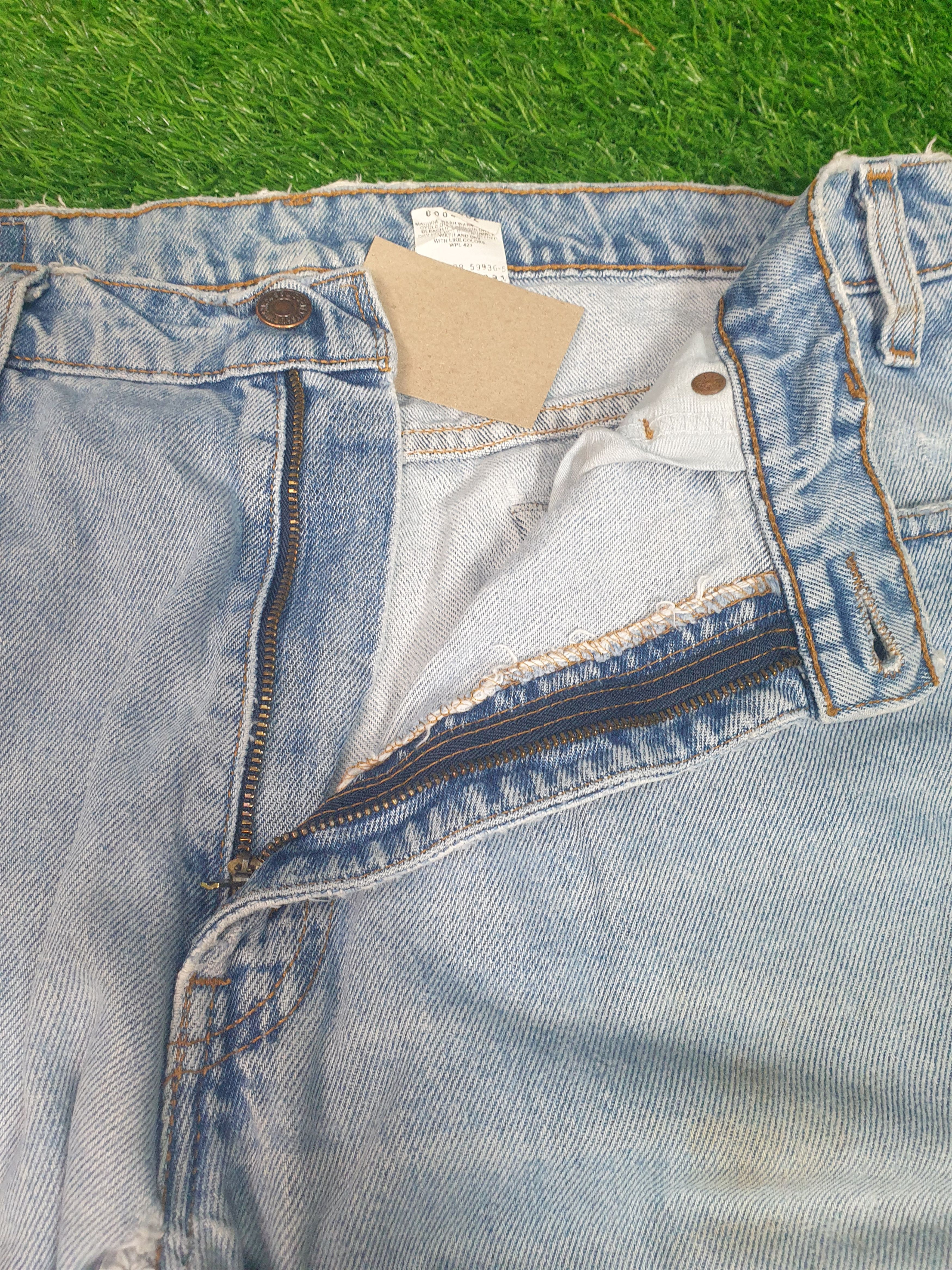 Levi's Vintage 90's LEVIS 550 Sun Faded Distressed 35X32 L0092 Size US 35 - 6 Thumbnail