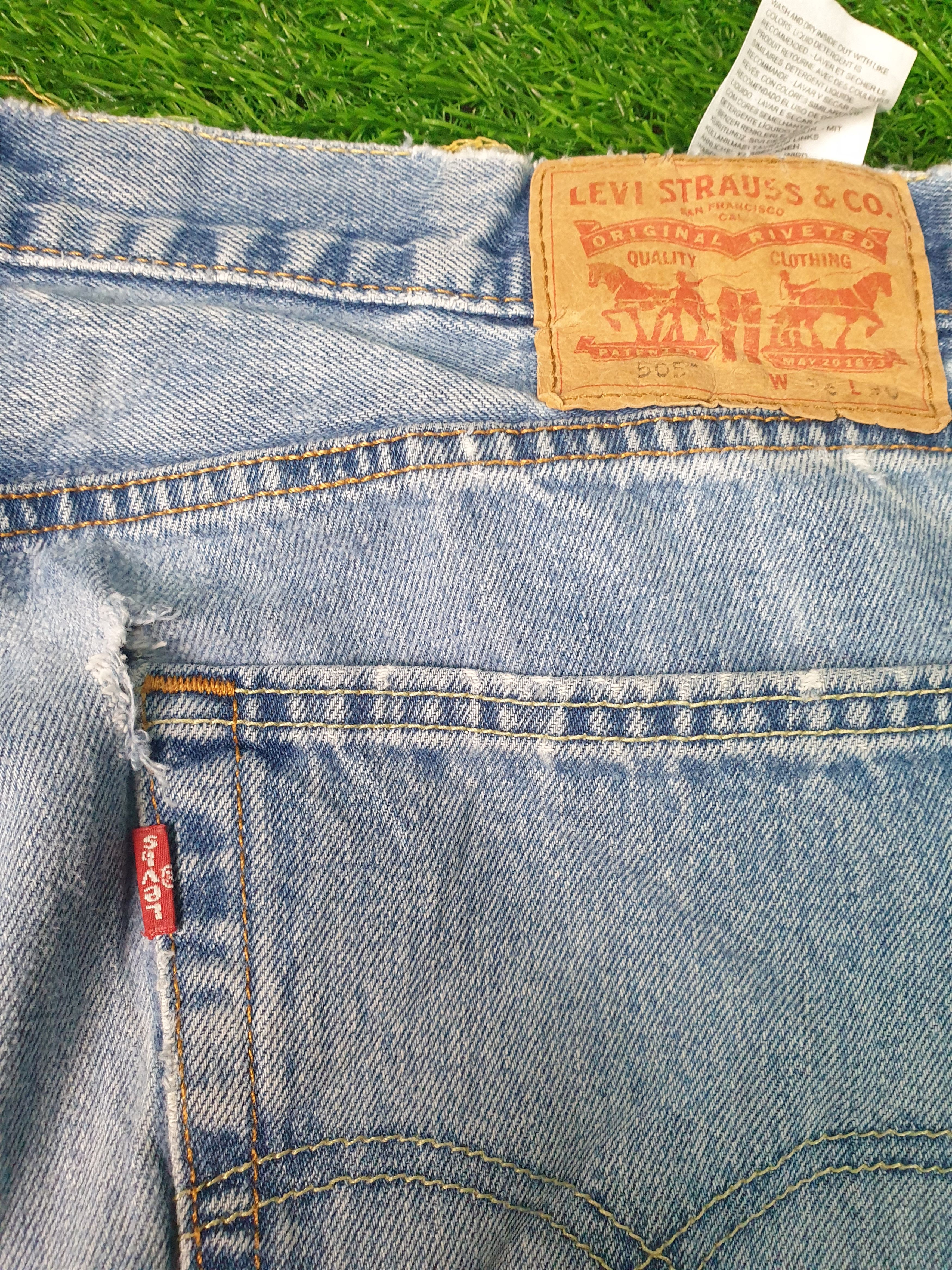 Levi's Vintage Clothing Vintage LEVIS 505 Sun Faded Distressed 36X29.5 Jeans L0088 Size US 36 / EU 52 - 6 Thumbnail