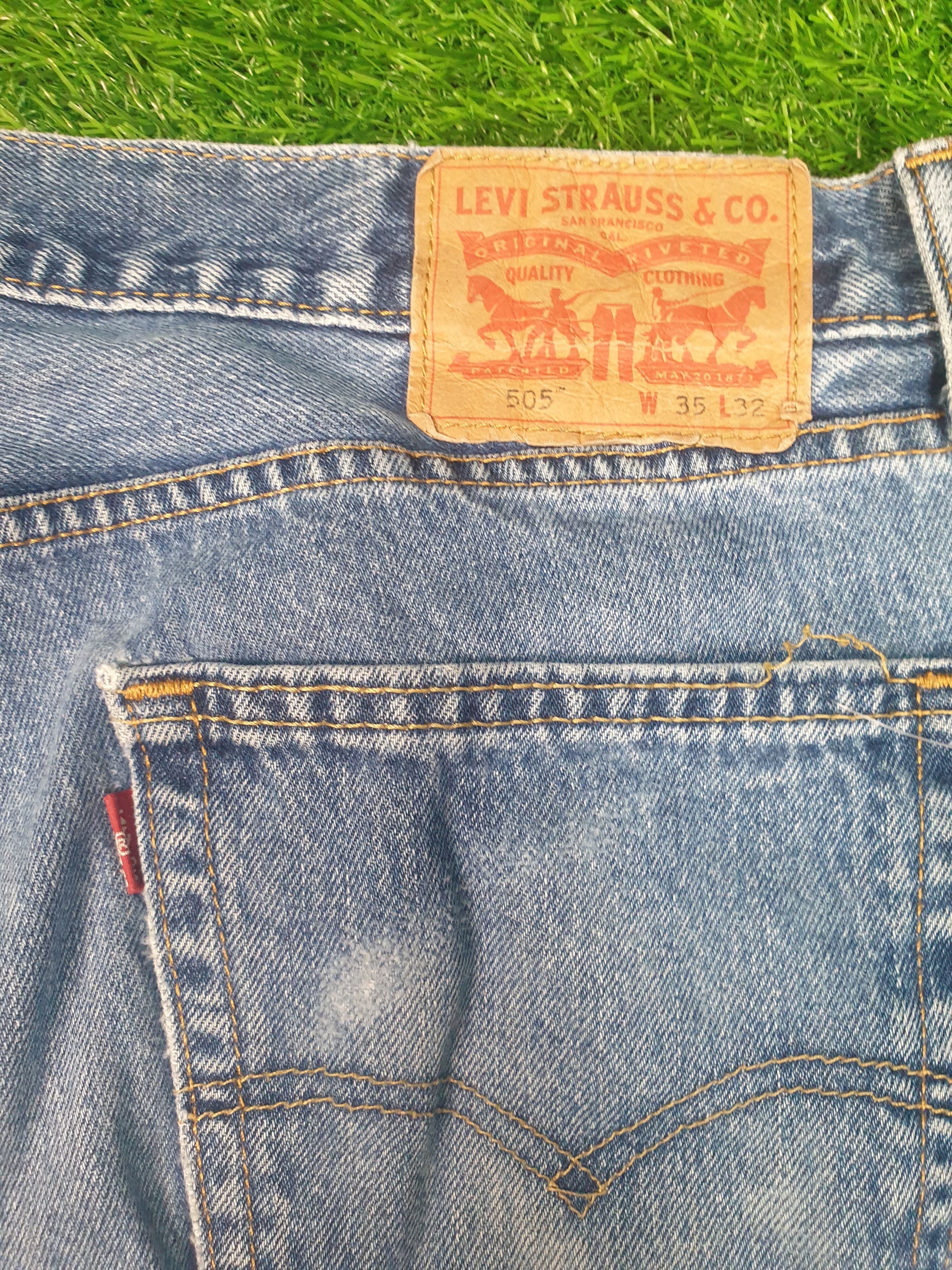 Levi's Vintage LEVIS 505 Faded Distressed Size 34X31.5 Jeans L0079 Size US 34 / EU 50 - 9 Thumbnail