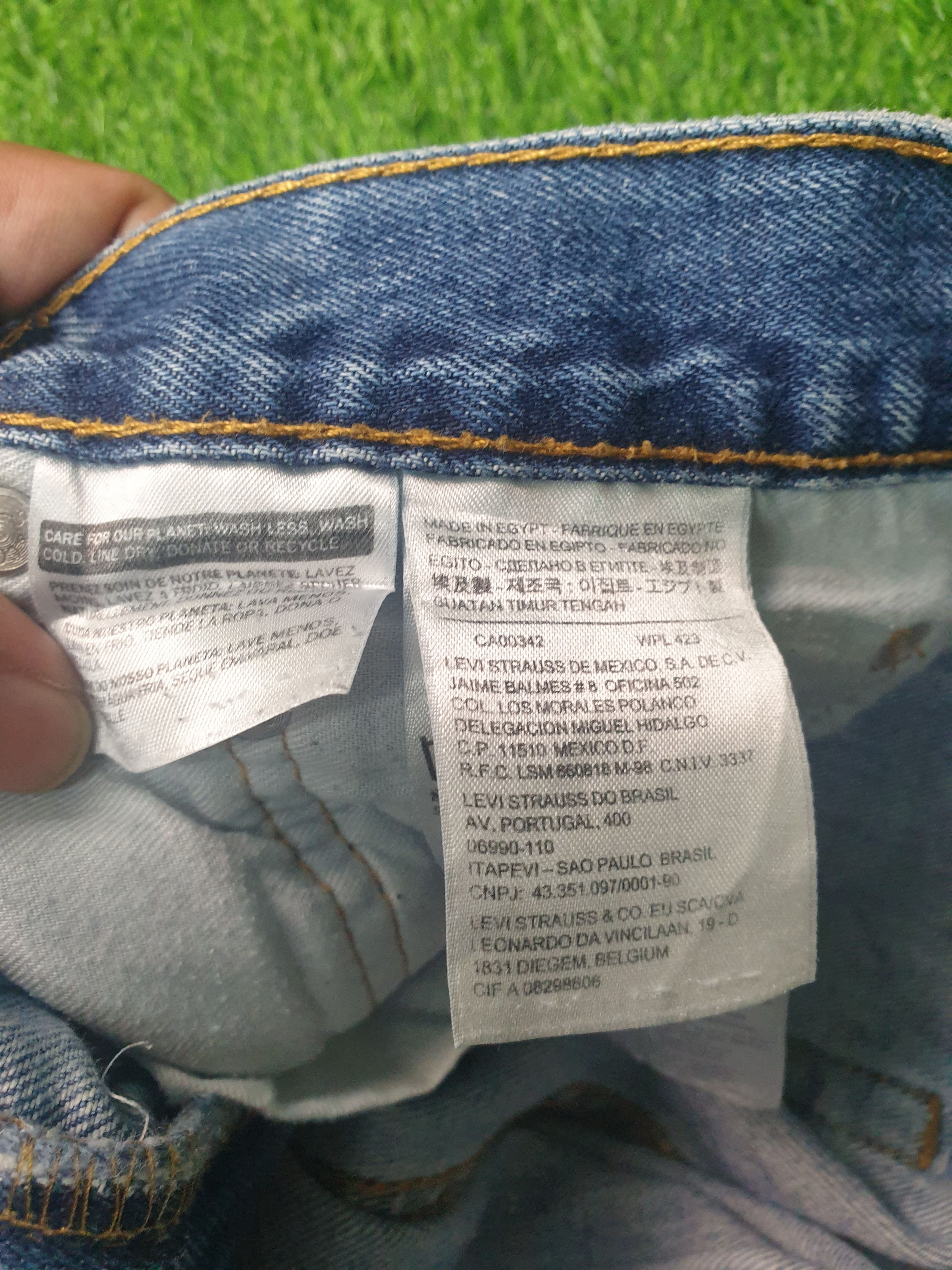 Levi's Vintage LEVIS 505 Faded Distressed Size 34X31.5 Jeans L0079 Size US 34 / EU 50 - 11 Thumbnail
