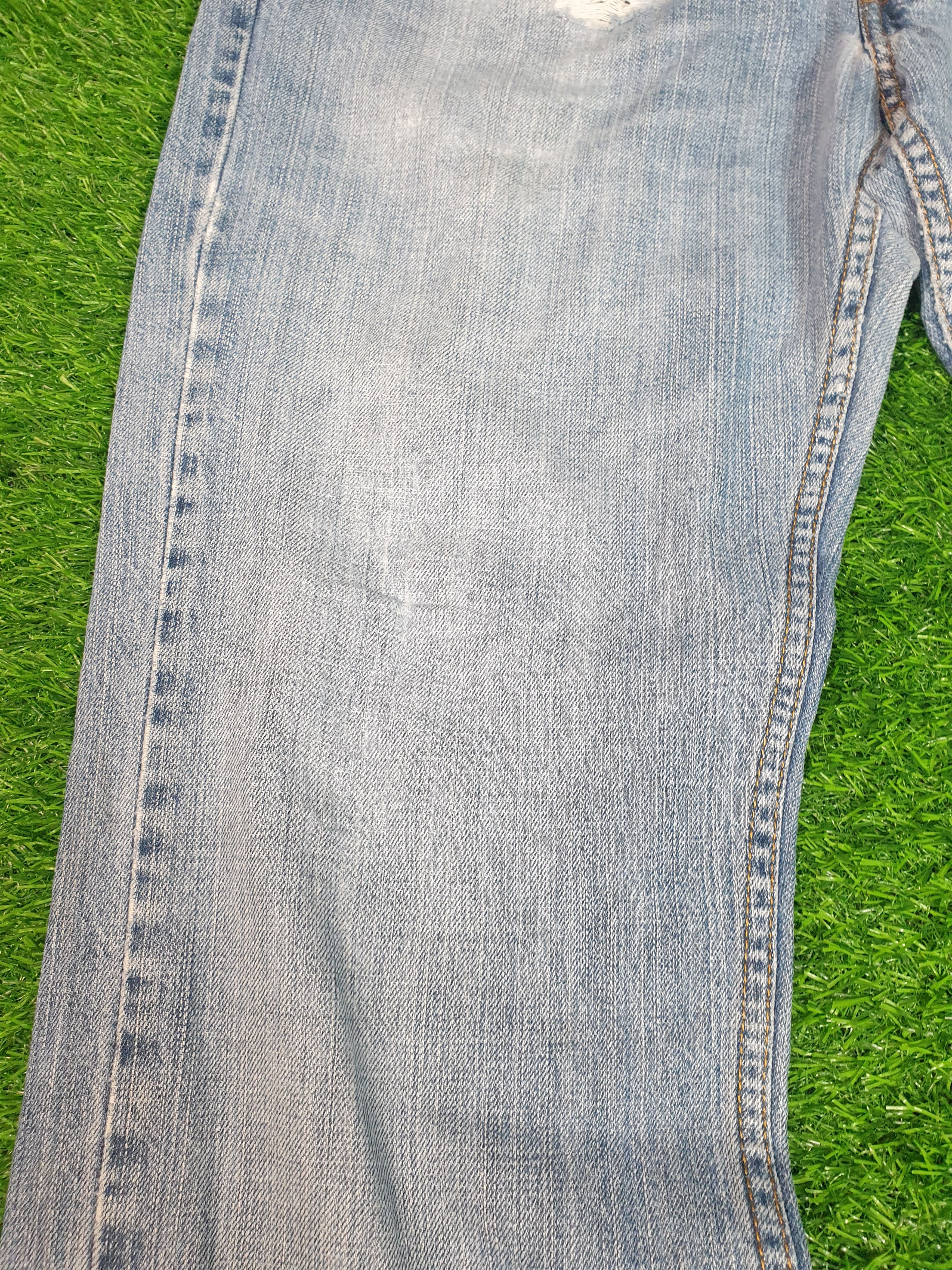 Levi's Vintage Clothing Vintage LEVIS 559 Faded Distressed Size 34X34 Jeans L0085 Size US 35 - 3 Thumbnail
