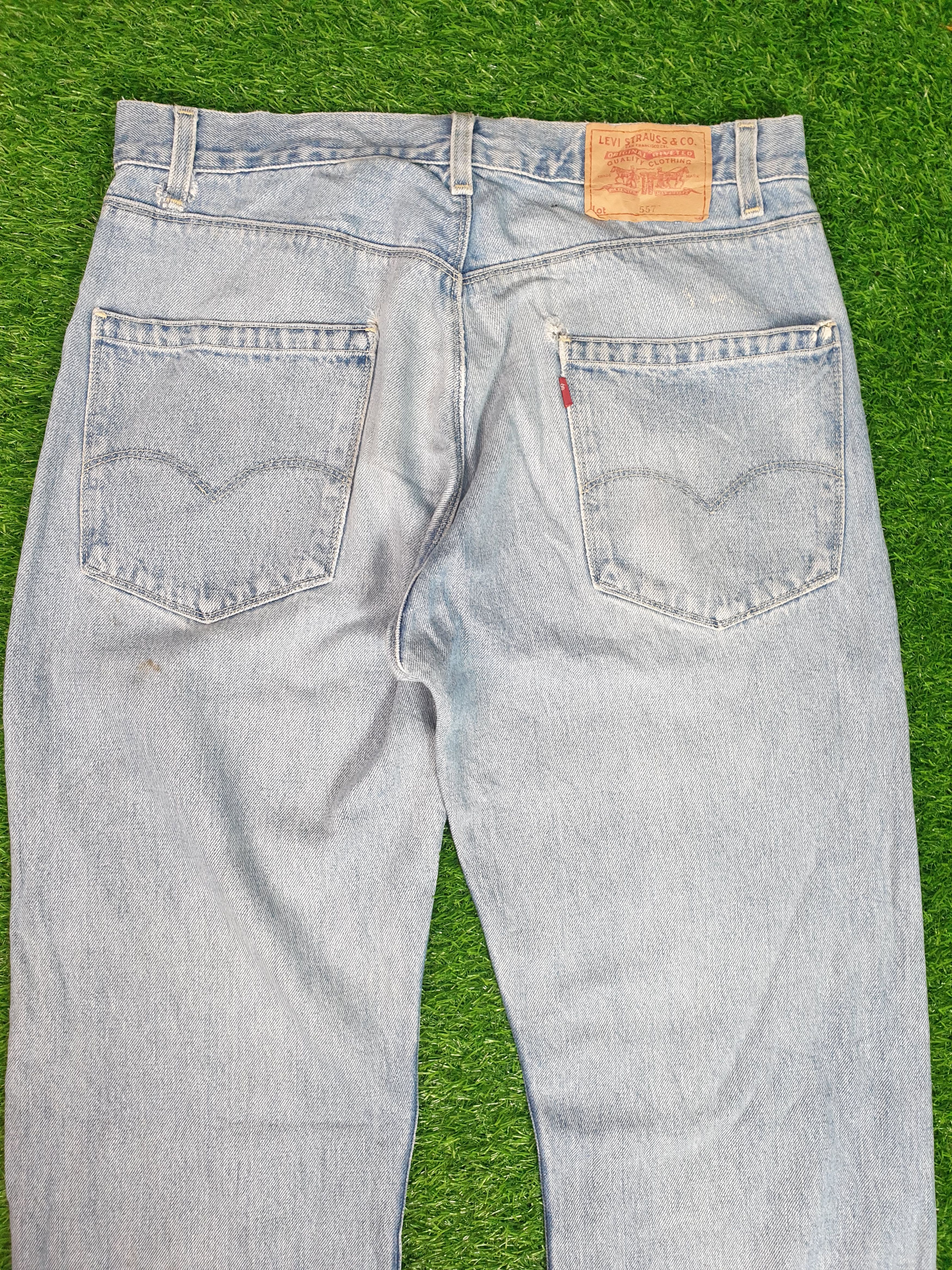 Levi's Vintage Clothing Vintage LEVIS 557 Flare Faded Bootcut 34X32 Jeans L0099 Size US 34 / EU 50 - 9 Thumbnail