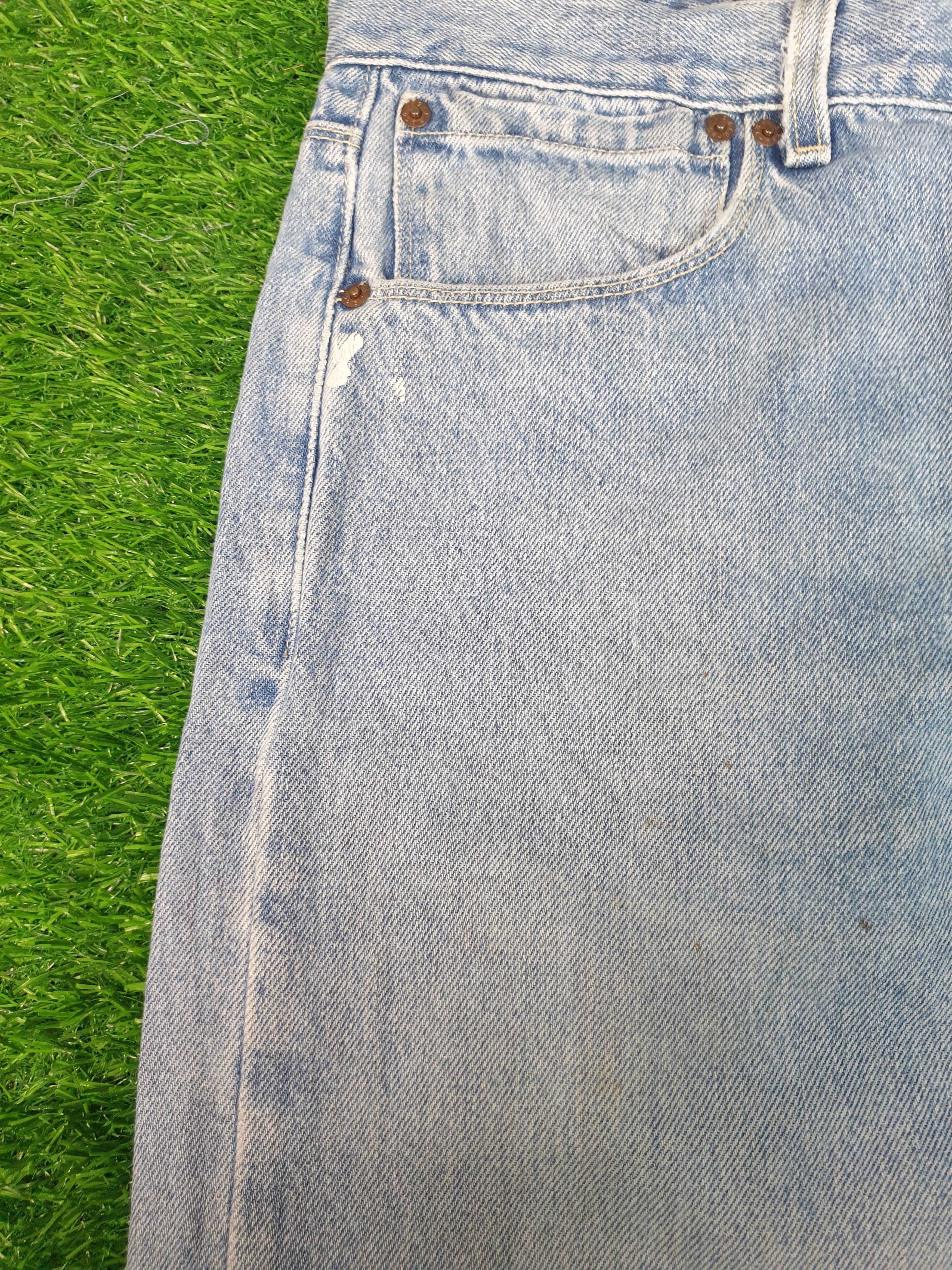Levi's Vintage Clothing Vintage LEVIS 557 Flare Faded Bootcut 34X32 Jeans L0099 Size US 34 / EU 50 - 7 Thumbnail