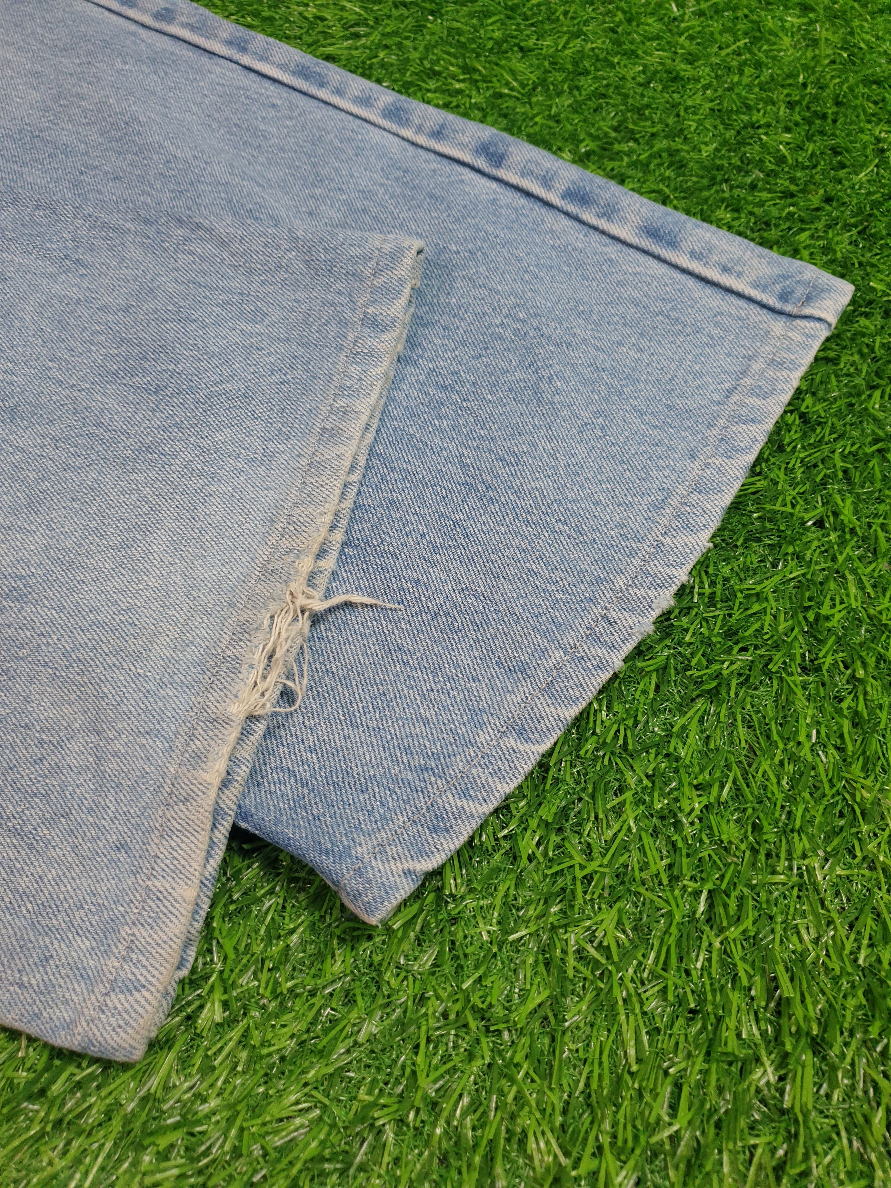 Levi's Vintage Clothing Vintage LEVIS 557 Flare Faded Bootcut 34X32 Jeans L0099 Size US 34 / EU 50 - 8 Thumbnail