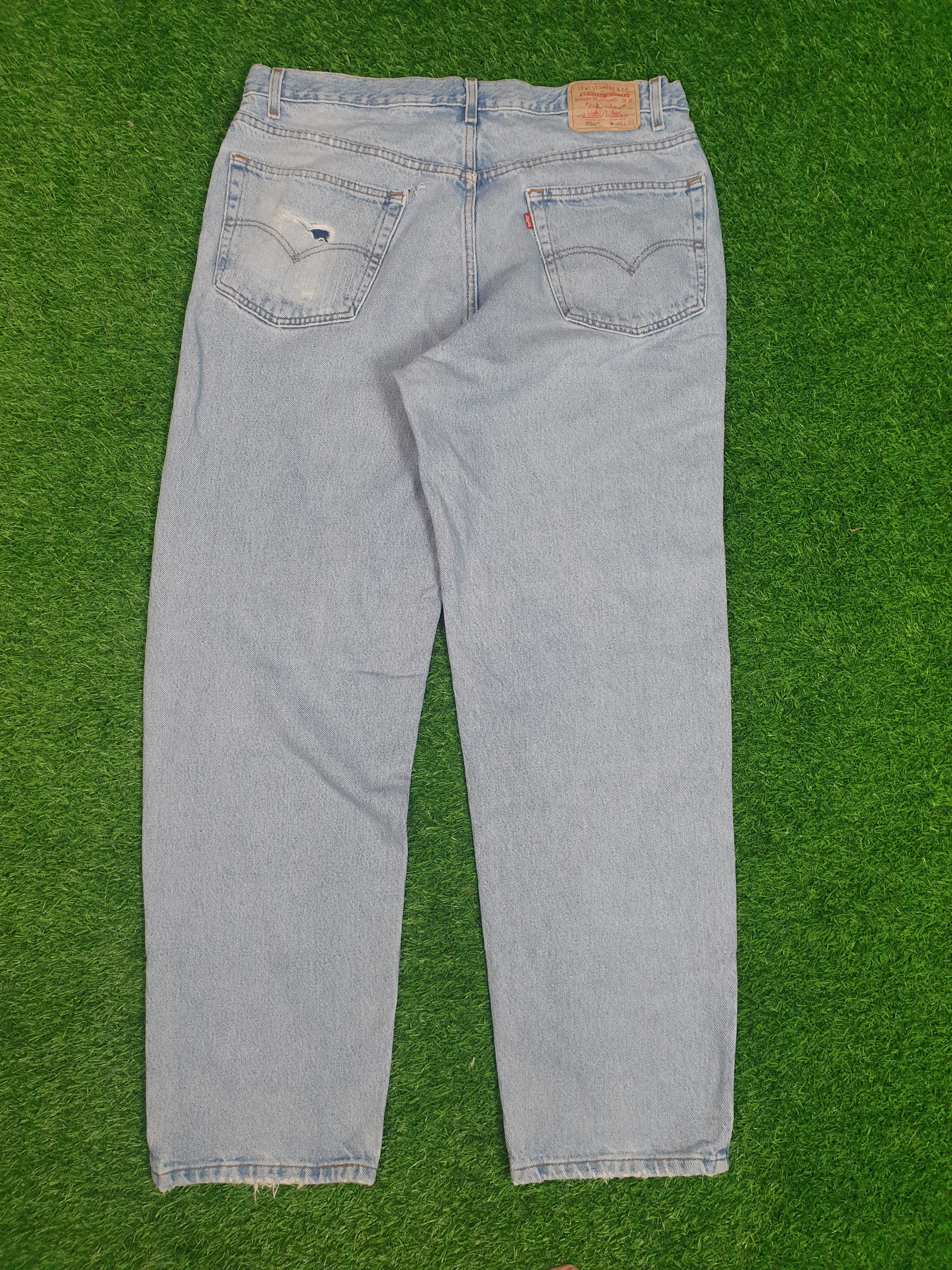 Levi's Vintage Clothing Vintage LEVIS 550 Faded Distressed Size 39X33 Jeans L0082 Size US 39 - 2 Thumbnail