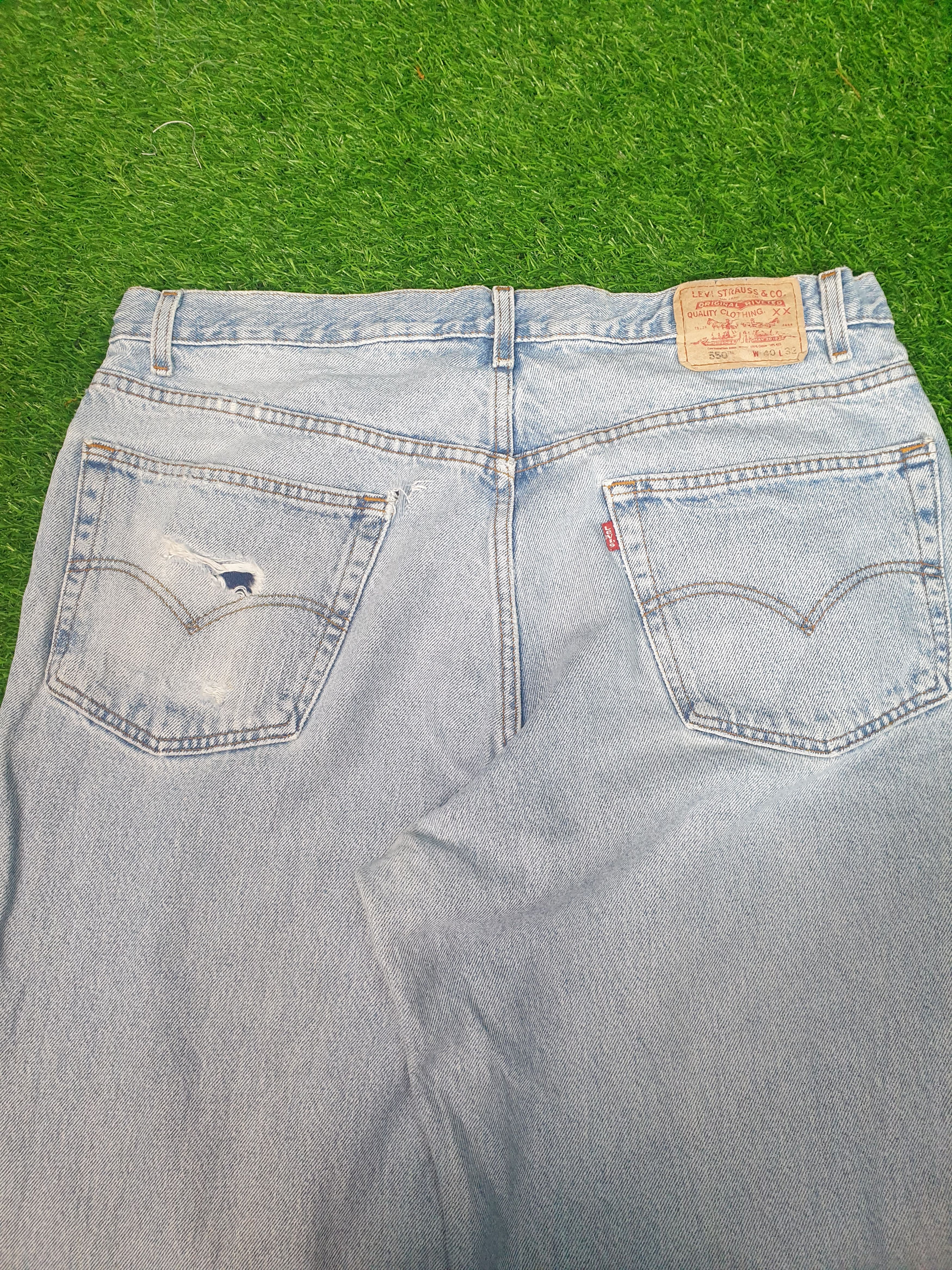 Levi's Vintage Clothing Vintage LEVIS 550 Faded Distressed Size 39X33 Jeans L0082 Size US 39 - 8 Thumbnail