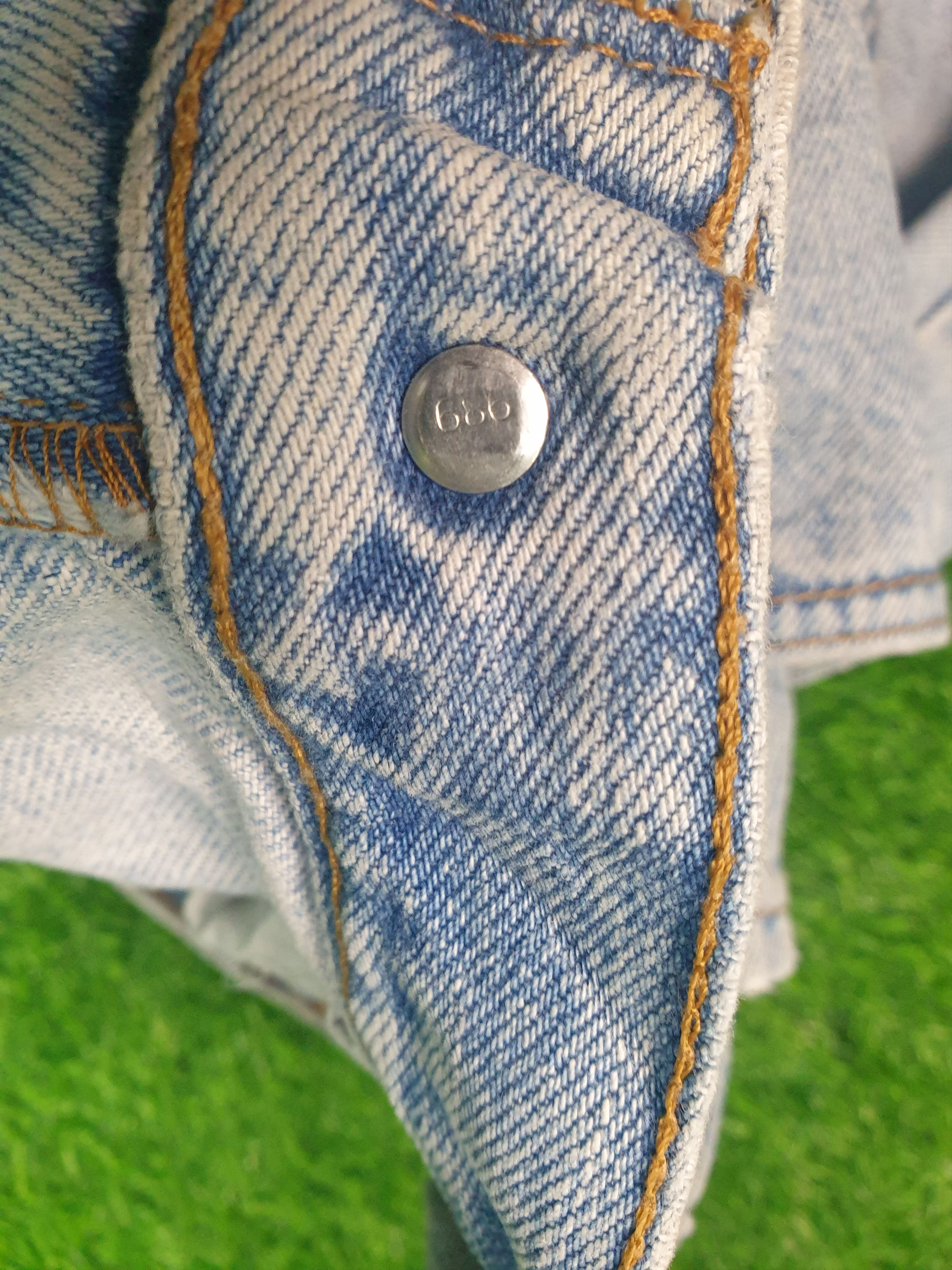 Levi's Vintage LEVIS 550 Sun Faded Size 36X30 Jeans L0083 Size US 36 / EU 52 - 10 Thumbnail
