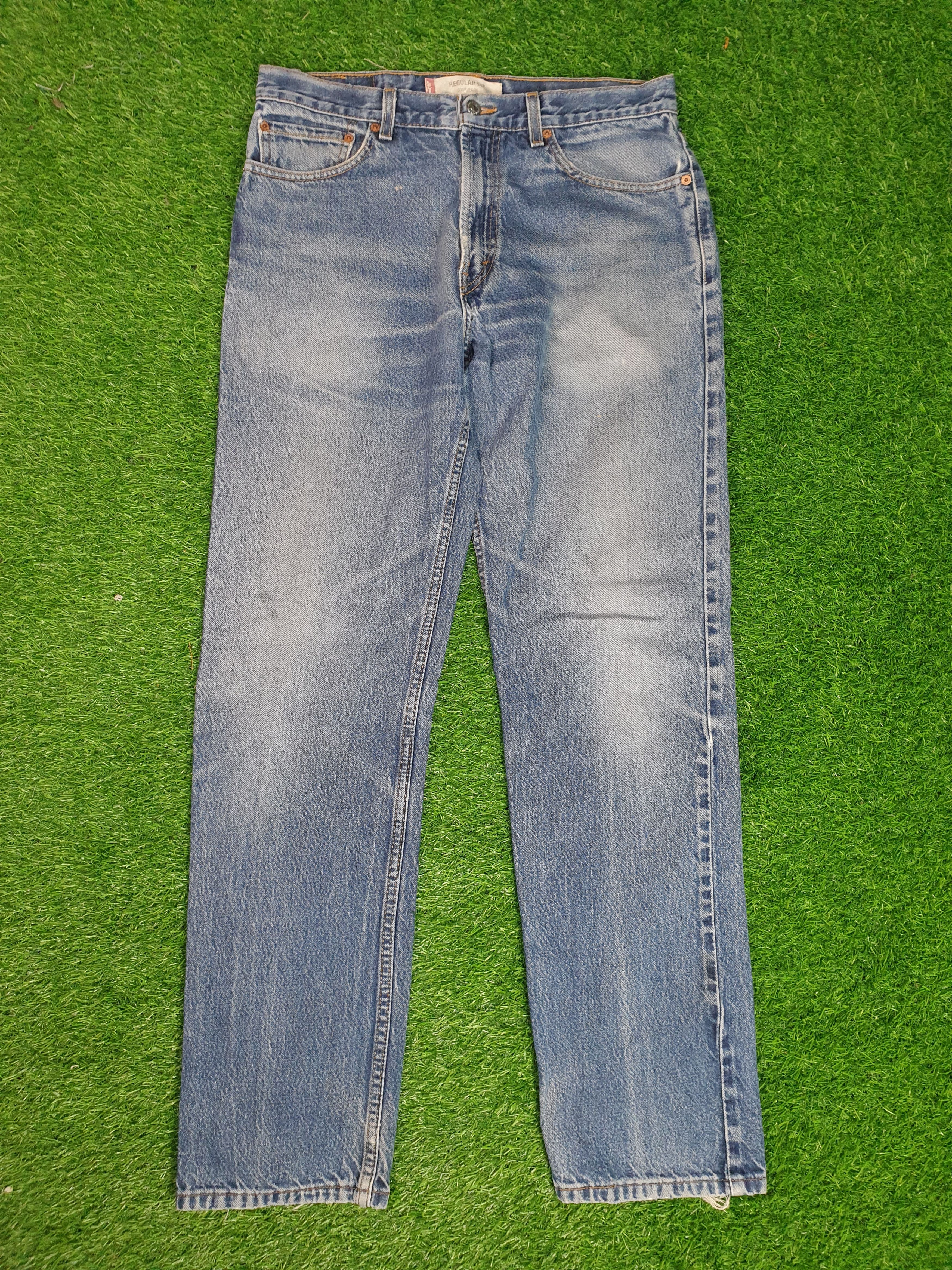 Levi's Vintage LEVIS 505 Sun Faded Stone Wash 33X34 Jeans L0110 Size US 33 - 1 Thumbnail