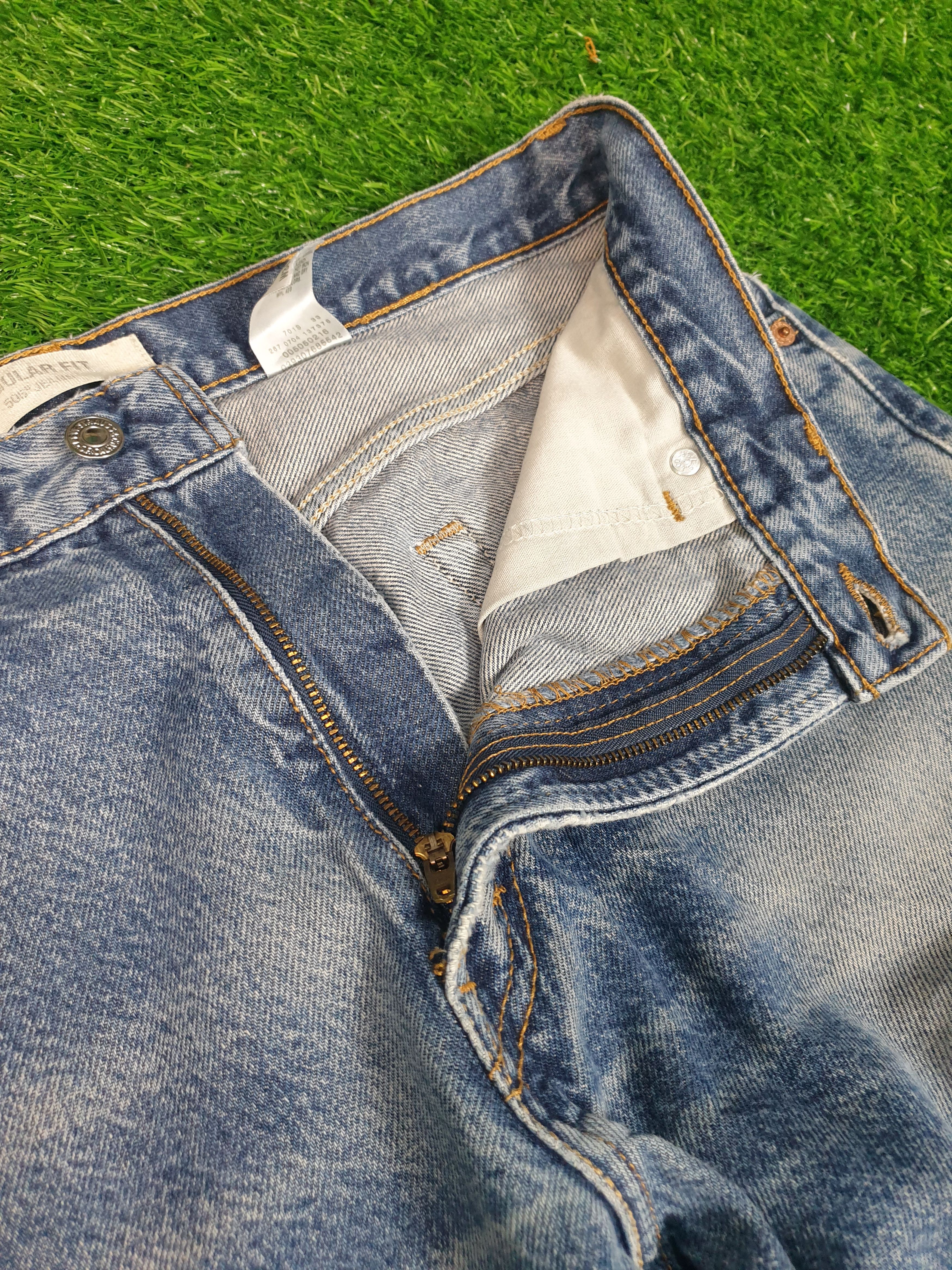 Levi's Vintage LEVIS 505 Sun Faded Stone Wash 33X34 Jeans L0110 Size US 33 - 8 Thumbnail