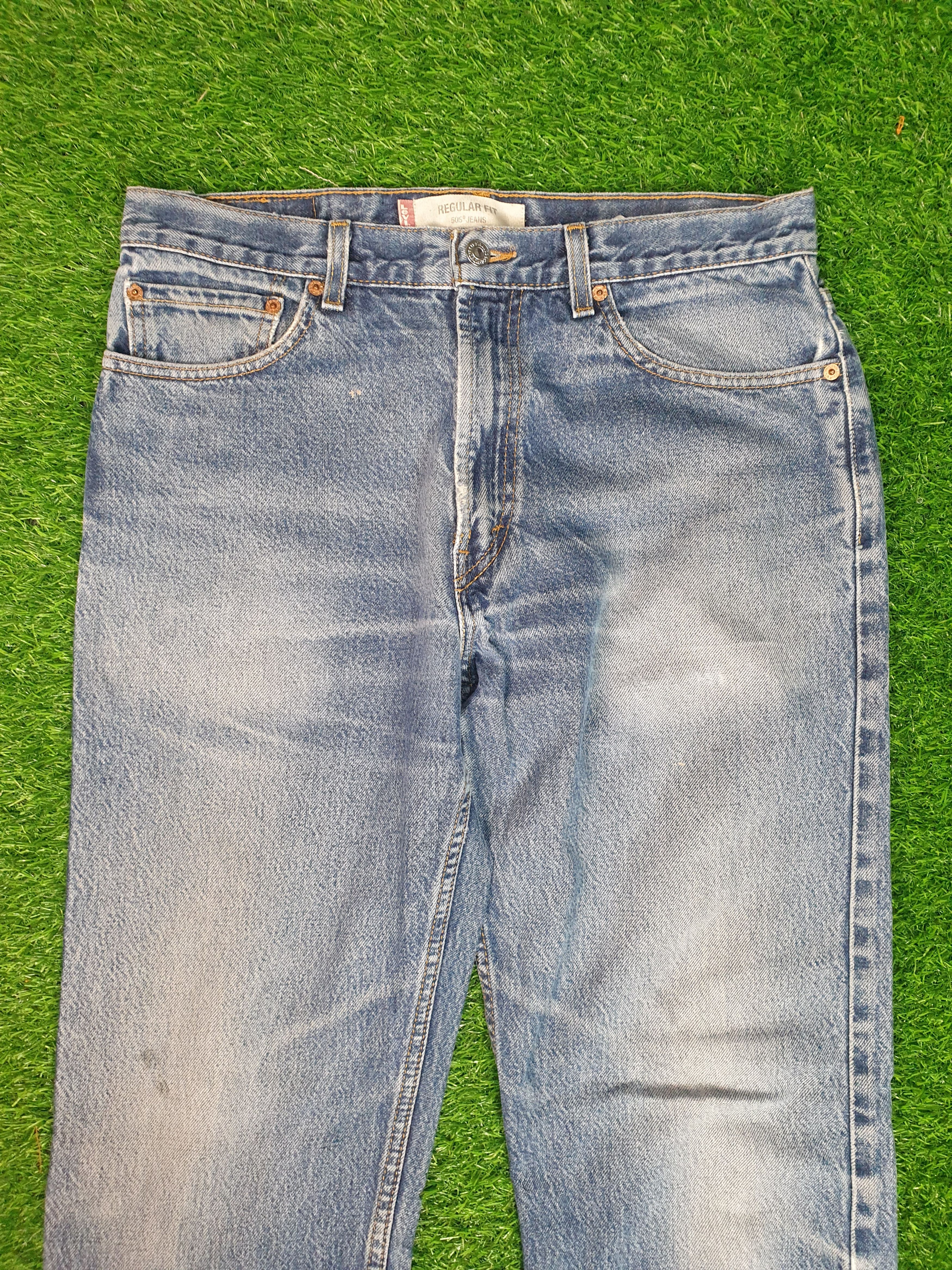 Levi's Vintage LEVIS 505 Sun Faded Stone Wash 33X34 Jeans L0110 Size US 33 - 5 Thumbnail