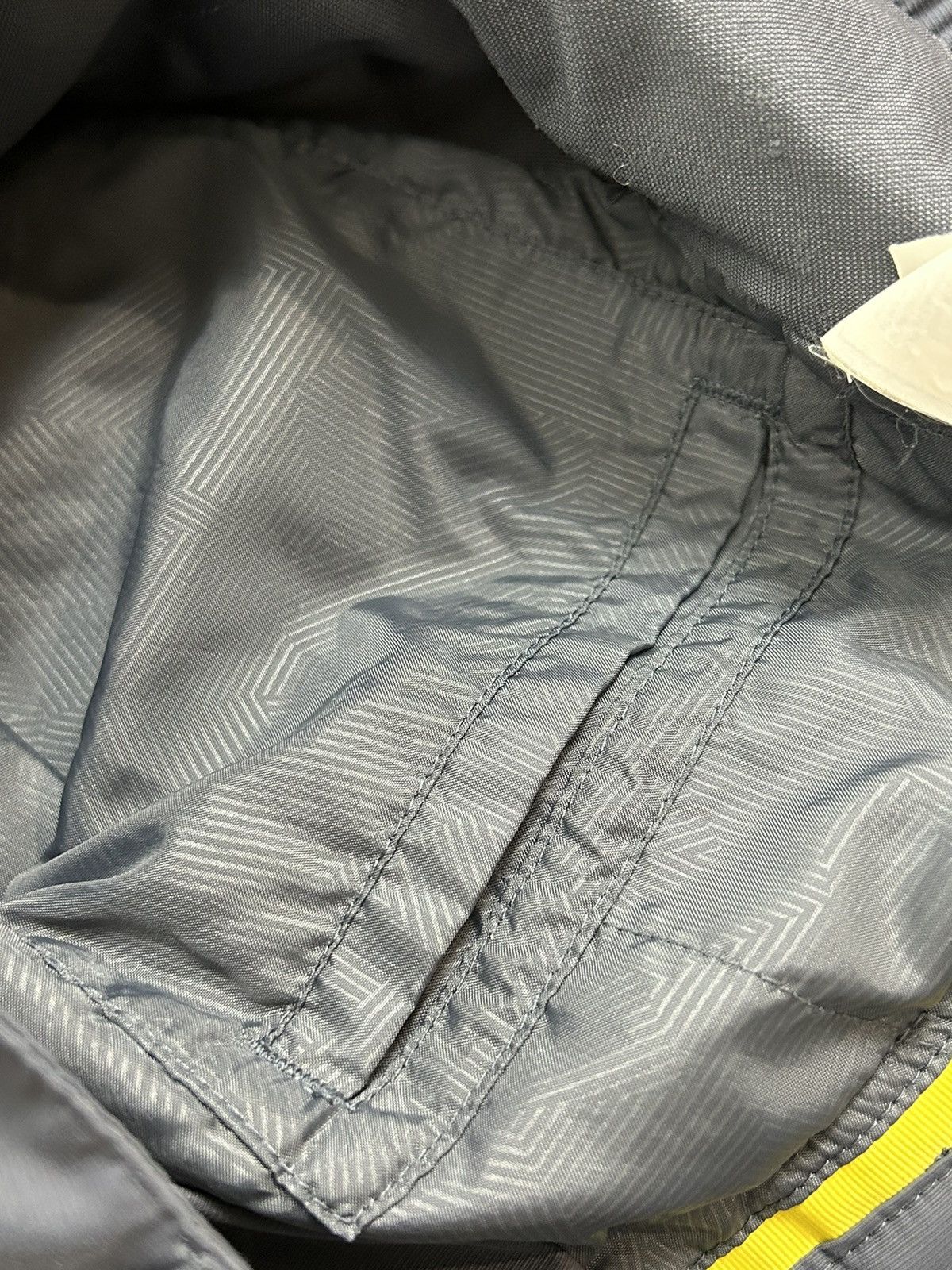 Nike 00s Vintage Nike ACG 2005 Ski Pants In Yellow/Gray Size US 32 / EU 48 - 13 Thumbnail