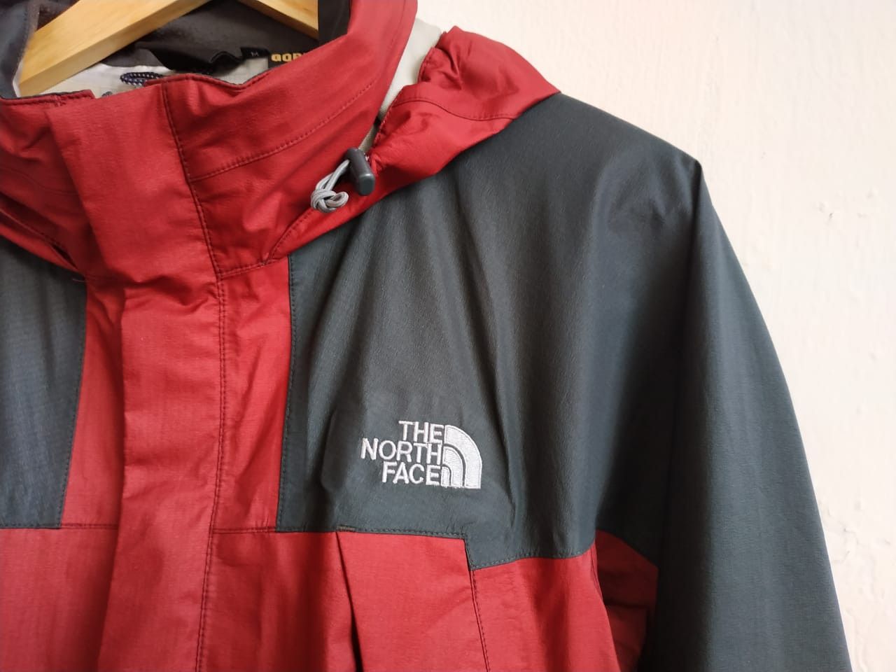 Goretex Fit S to M, The North Face Goretex Jacket Size US M / EU 48-50 / 2 - 5 Thumbnail