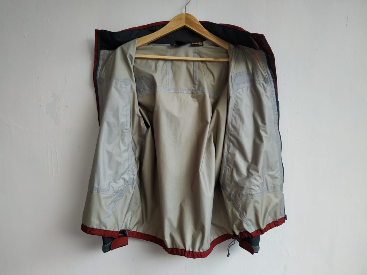 Goretex Fit S to M, The North Face Goretex Jacket Size US M / EU 48-50 / 2 - 4 Thumbnail